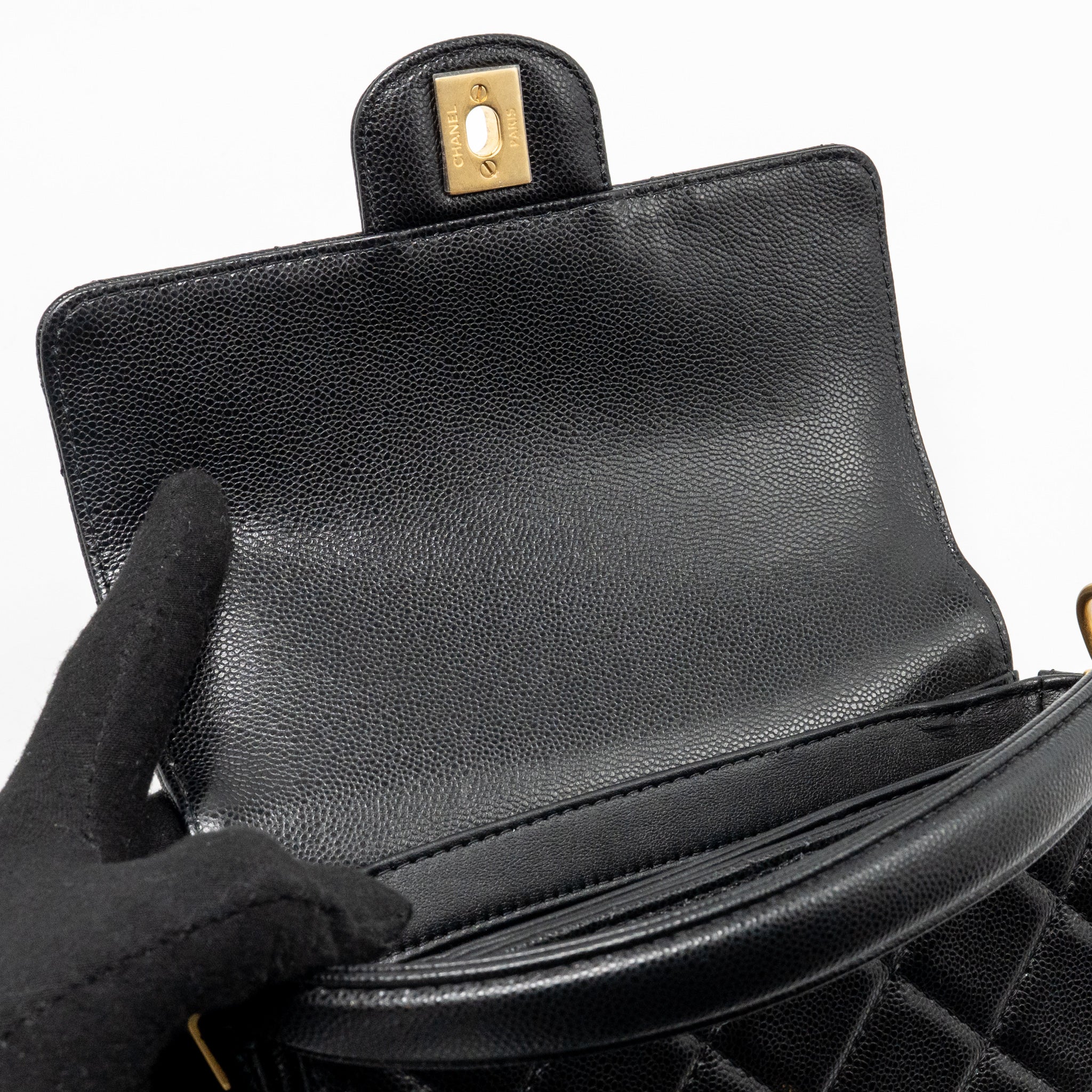 Chanel 24k Top Handle Messenger Bag with Removable Chain Caviar Black GHW(microchip) - Image 15