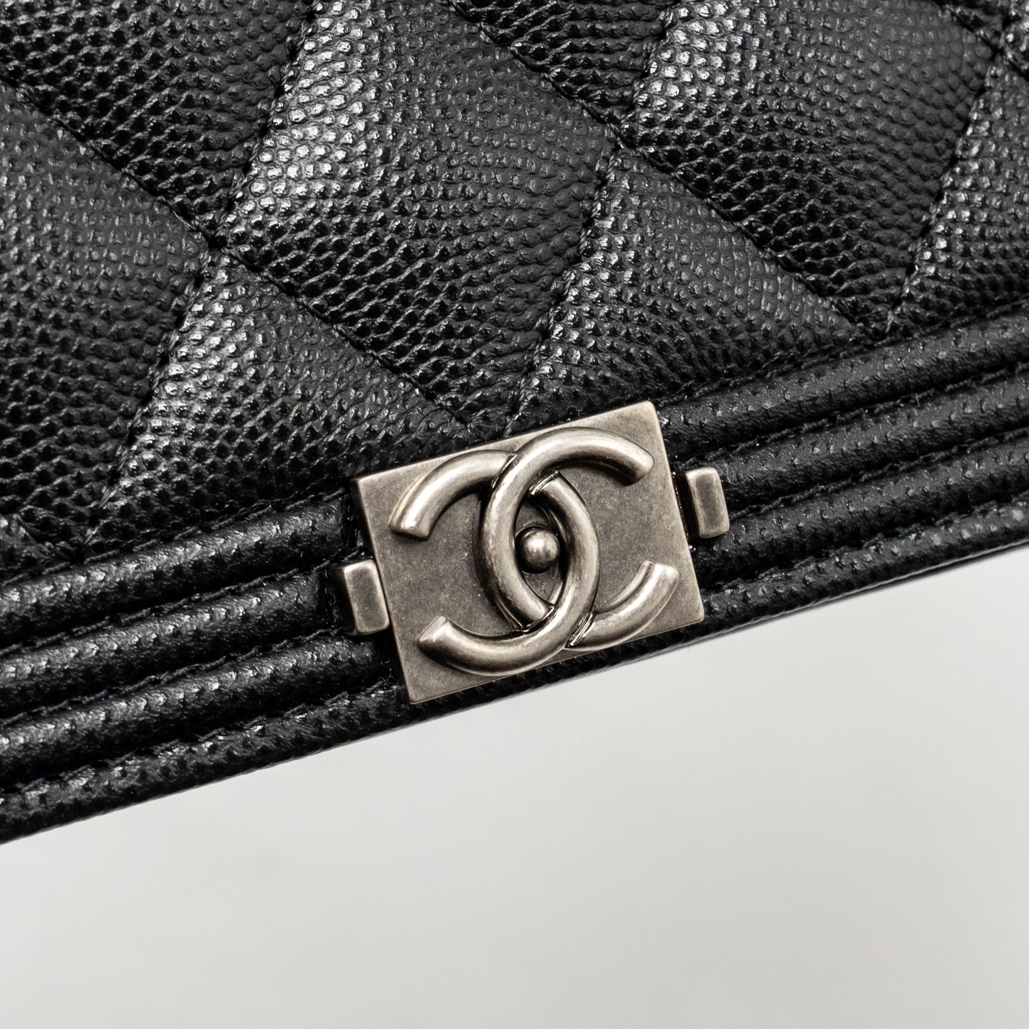 Chanel Boy wallet on chain caviar black ruthenium SHW (microchip) - Image 13
