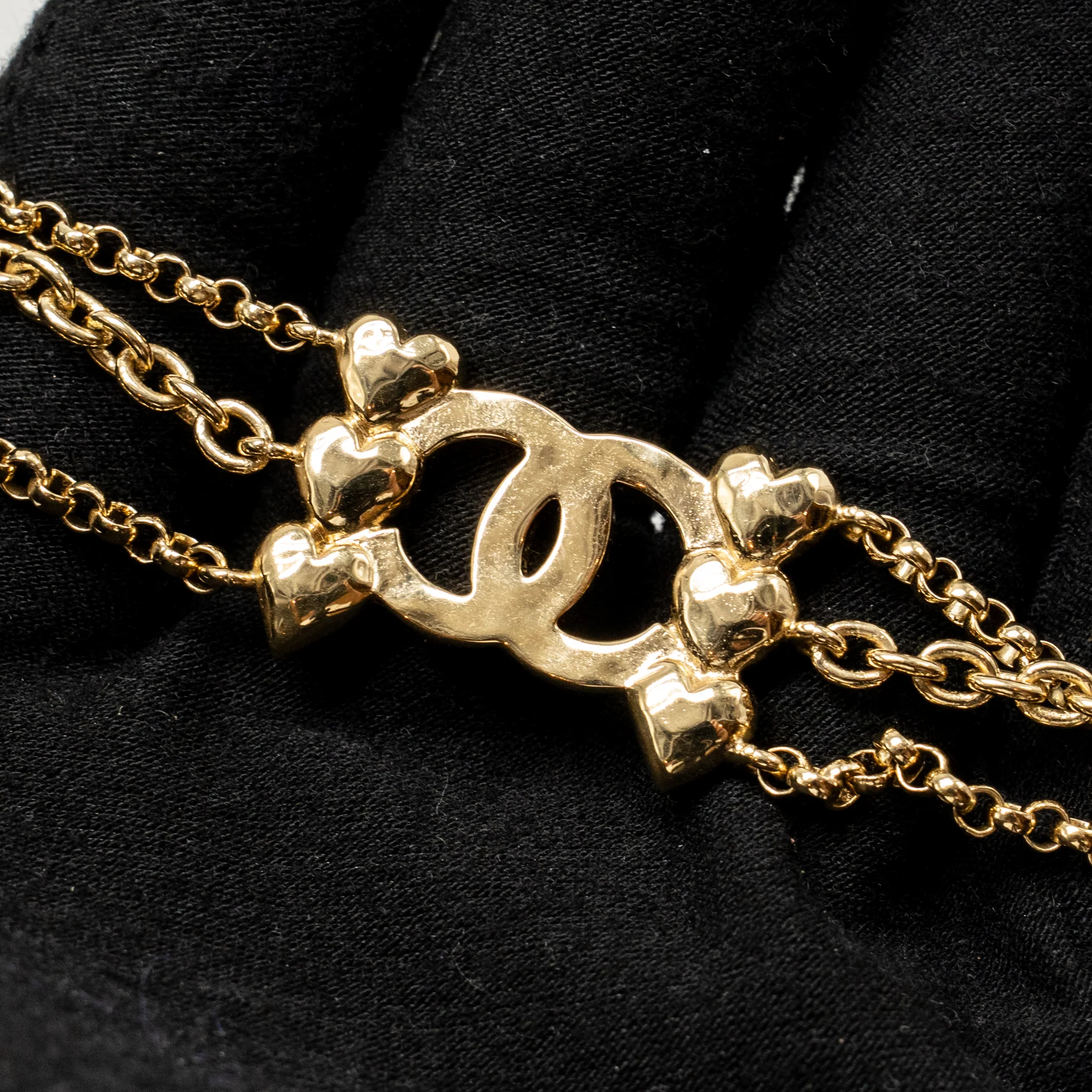Chanel CC and Hearts Chain Chocker Crystal Light Gold Tone - Image 4