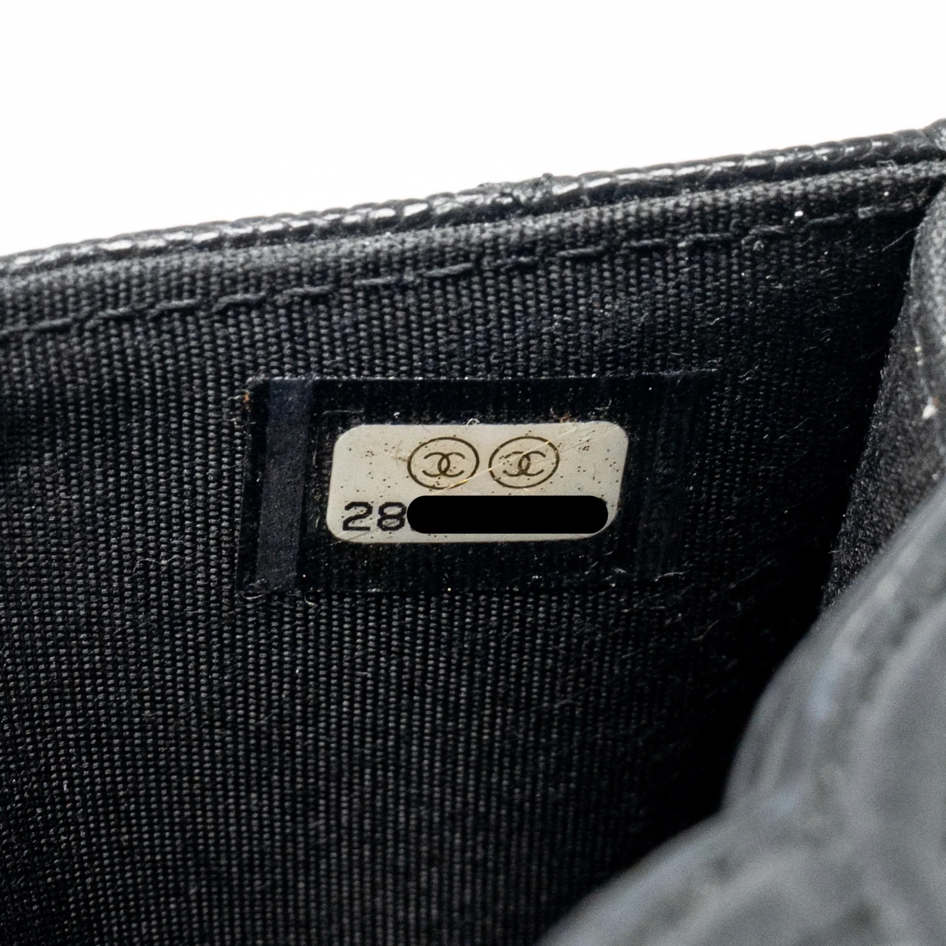 Chanel CC Filigree quilted flap card holder caviar black GHW - Image 13