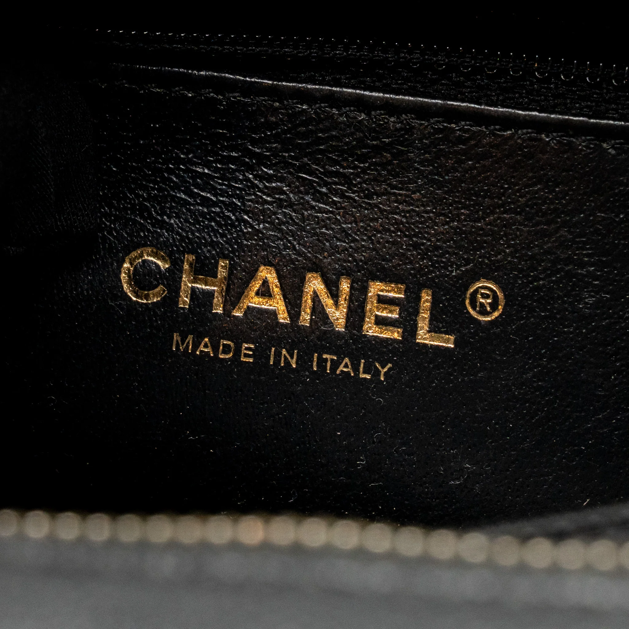 Chanel CC Filigree vanity caviar black GHW - Image 14