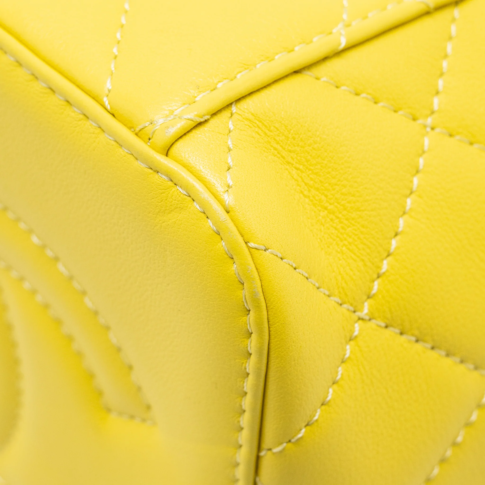 Chanel CC Vanity Case Bag Calfskin Yellow GHW (Microchip) - Image 11