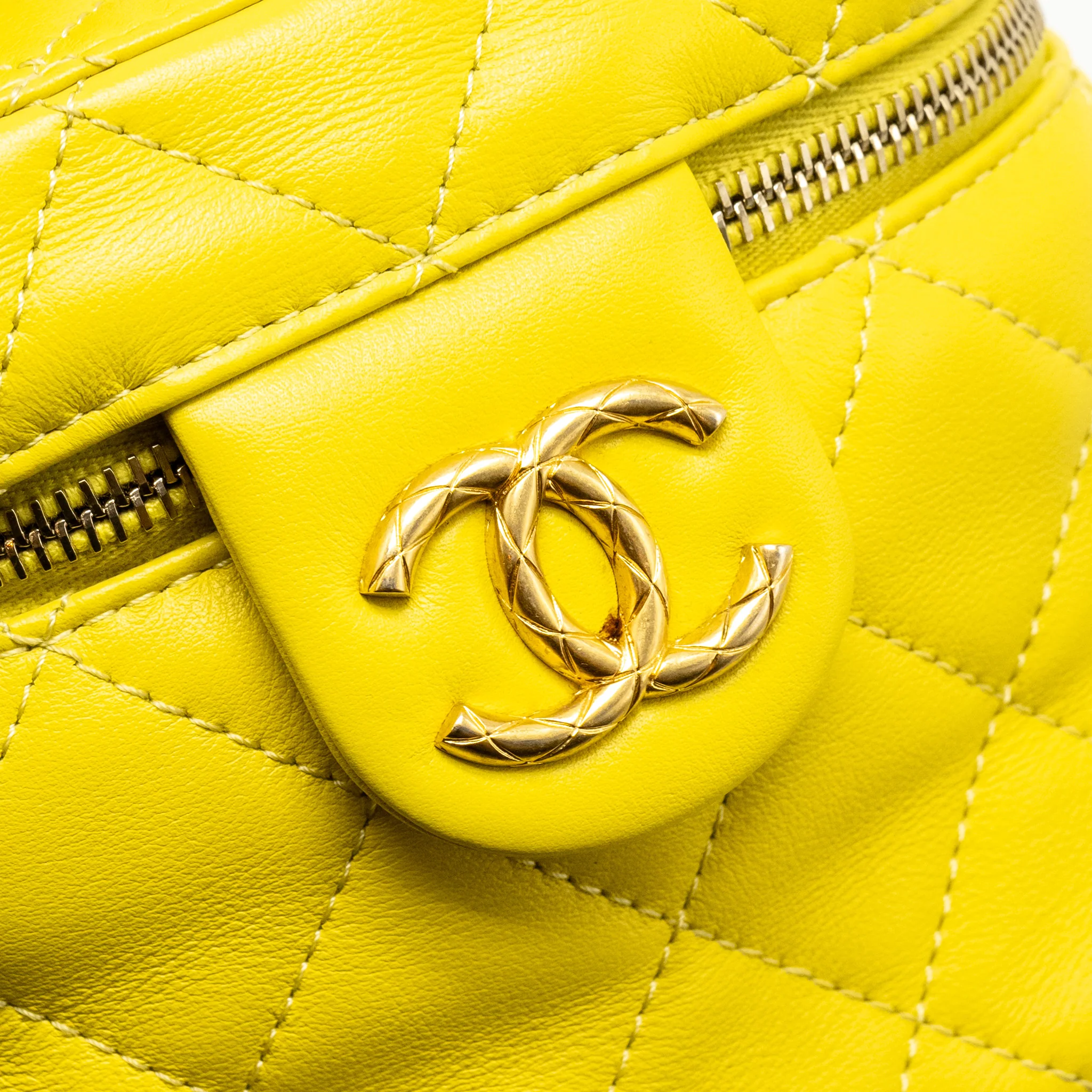 Chanel CC Vanity Case Bag Calfskin Yellow GHW (Microchip) - Image 13