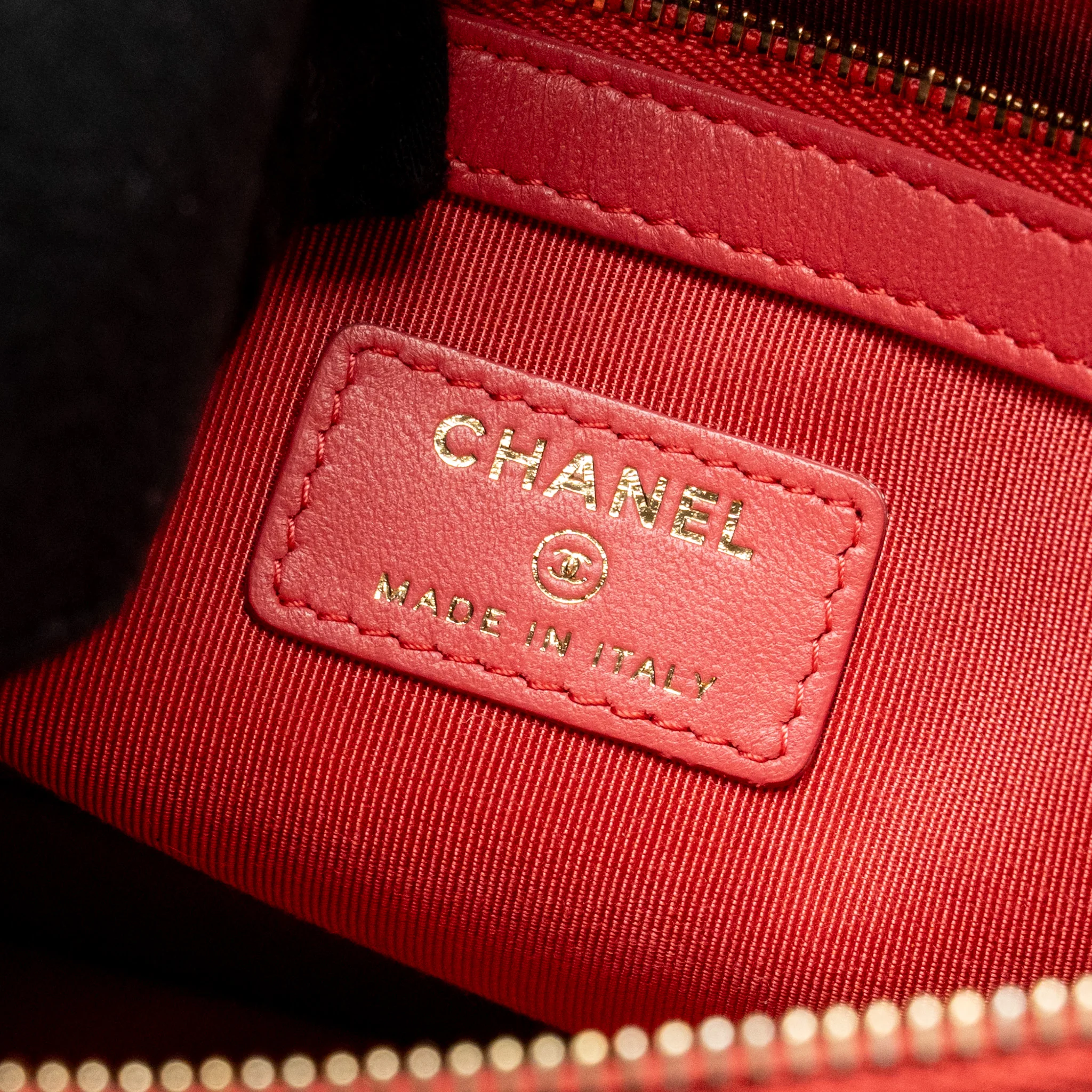 Chanel Chevron Clutch Lambskin Pink GHW - Image 12