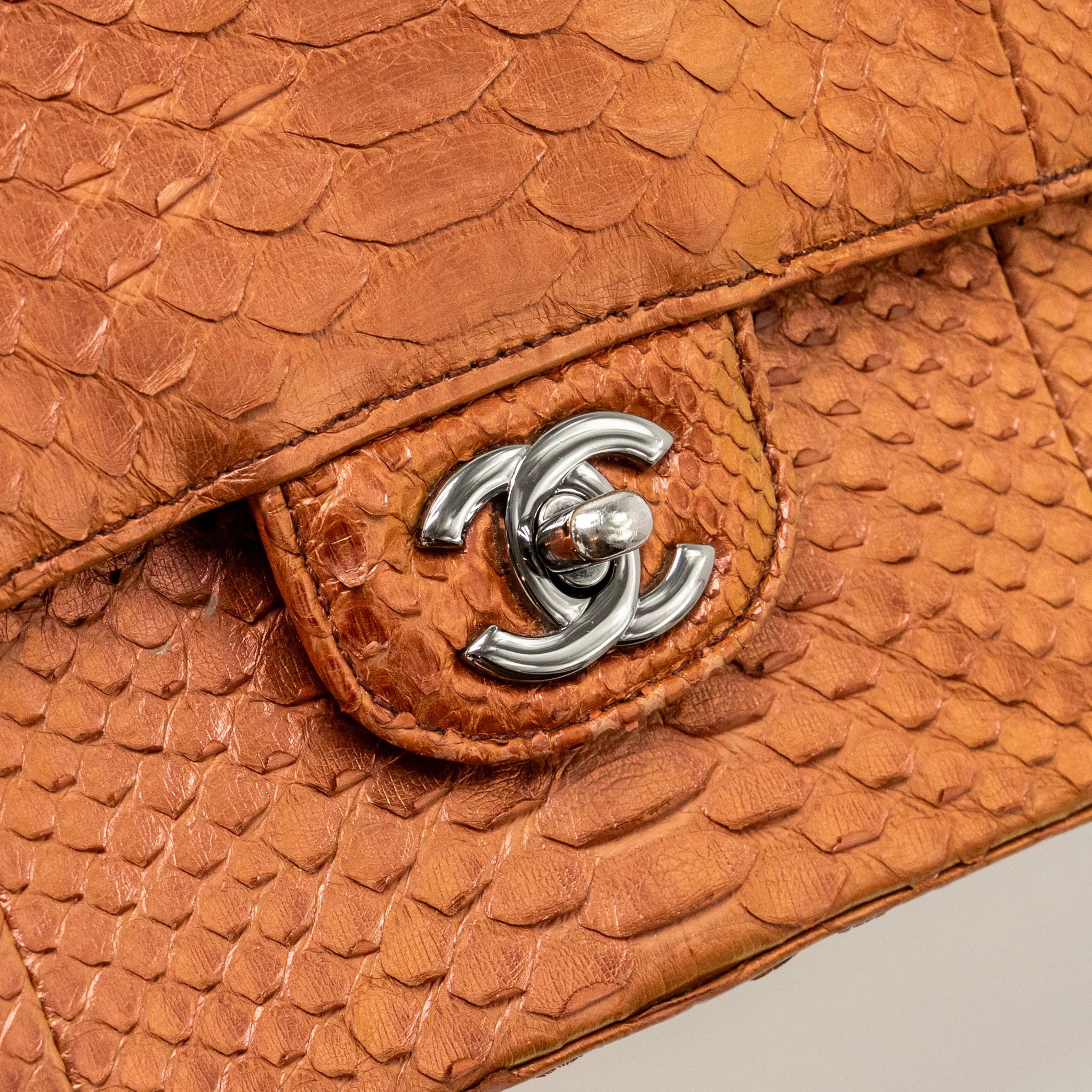Chanel Classic double flap bag python leather orange SHW - Image 12