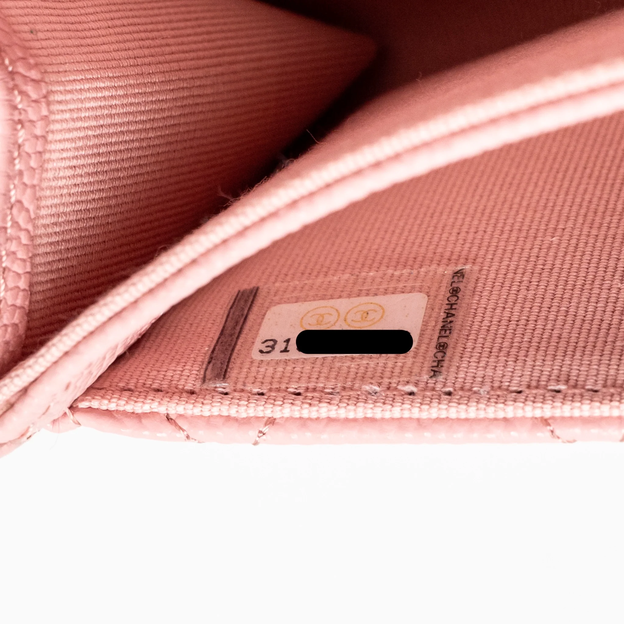 Chanel Classic flap card holder caviar pink LGHW - Image 13