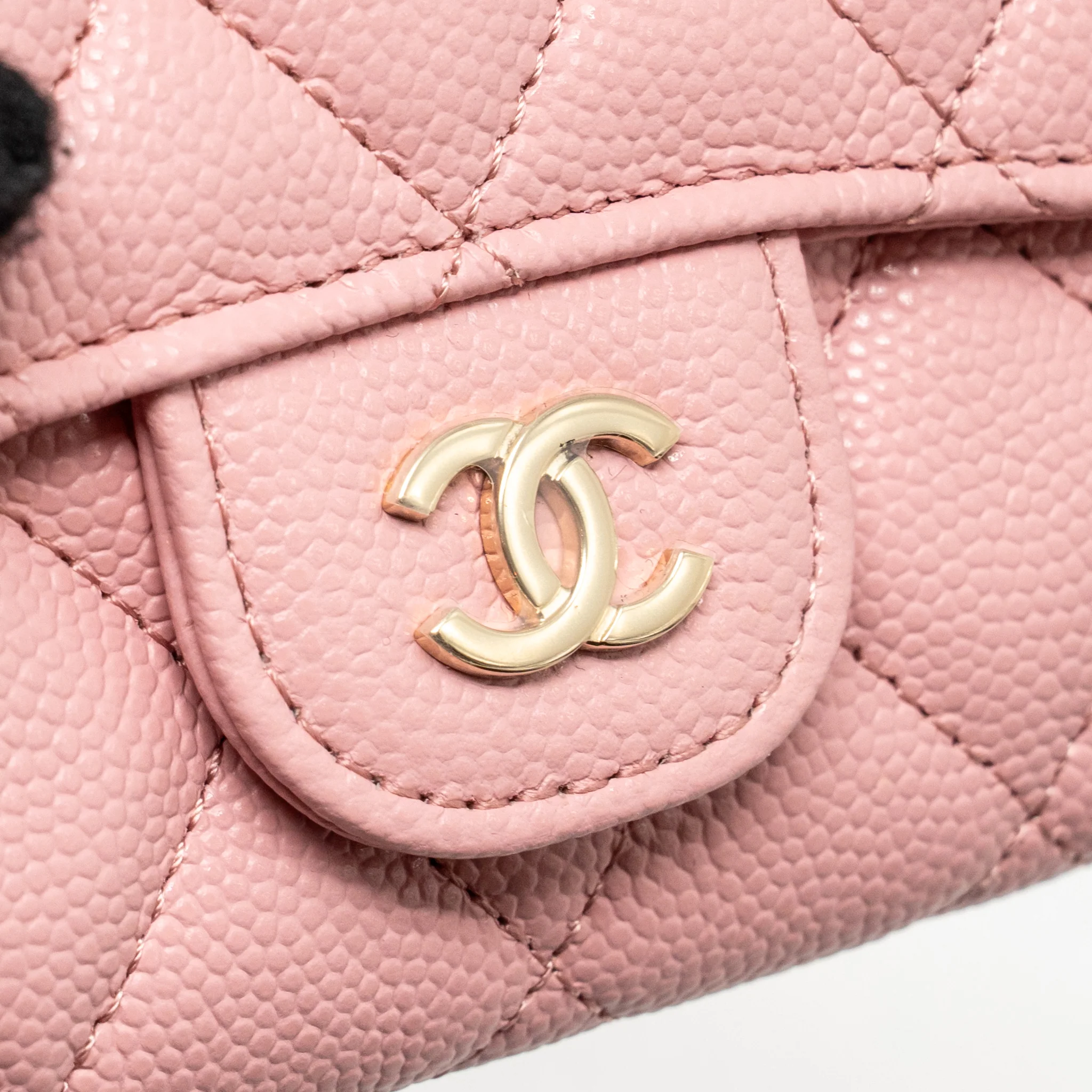 Chanel Classic flap card holder caviar pink LGHW - Image 9