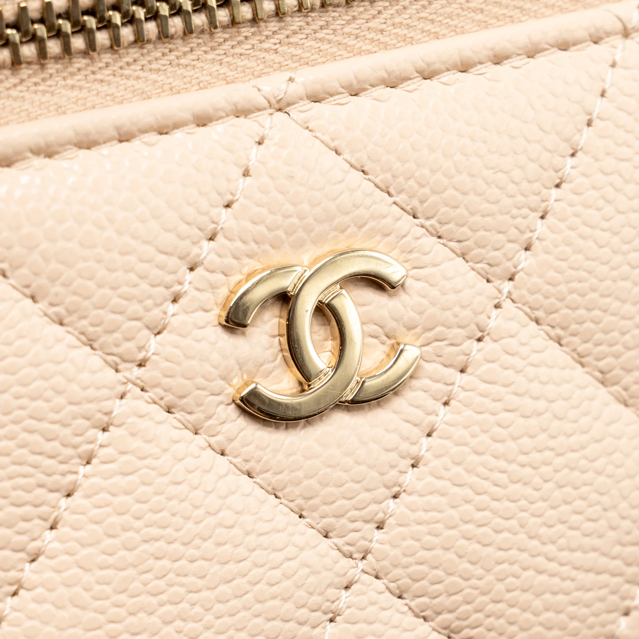 Chanel Classic Mini Vanity Bag Charm Grained Shiny Calfskin Light Pink LGHW (Microchip) - Image 12