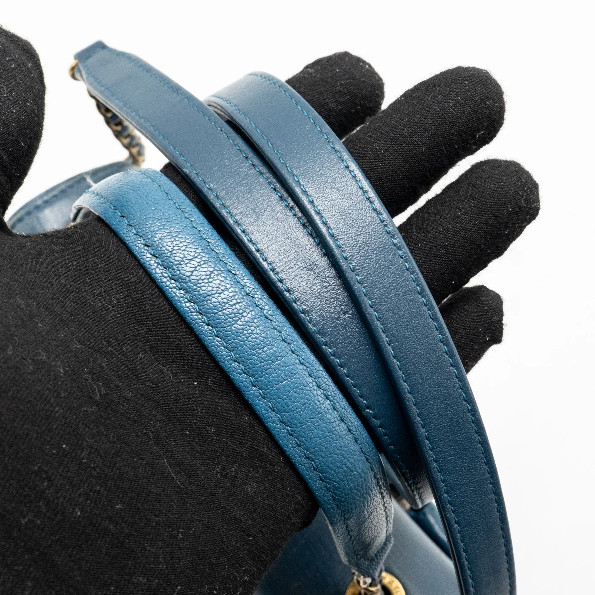 Chanel coco curve flap bag leather blue GHW - Image 14