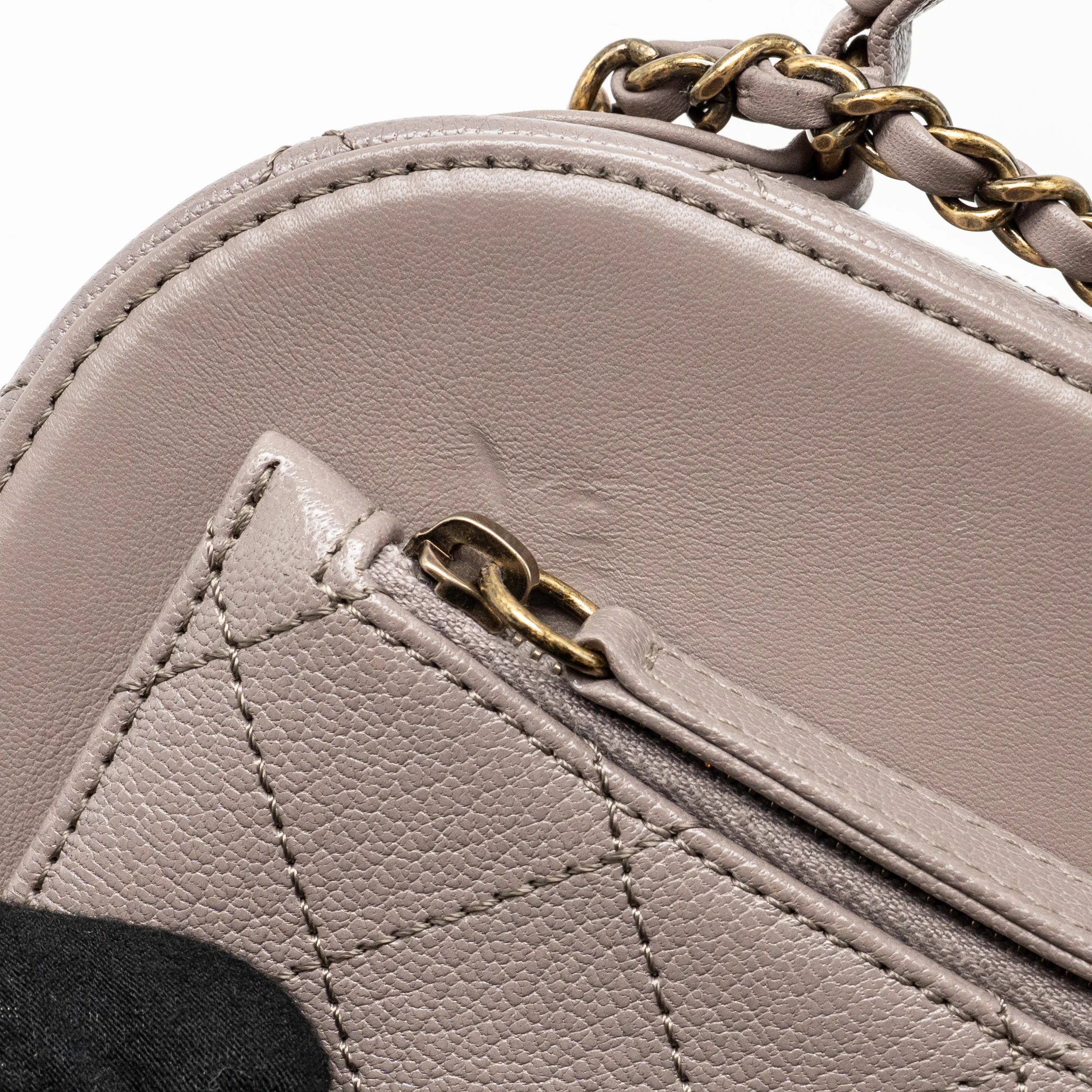 Chanel Coco Curve Vanity Bag with Top Handle Calfskin Grey GHW - Image 13