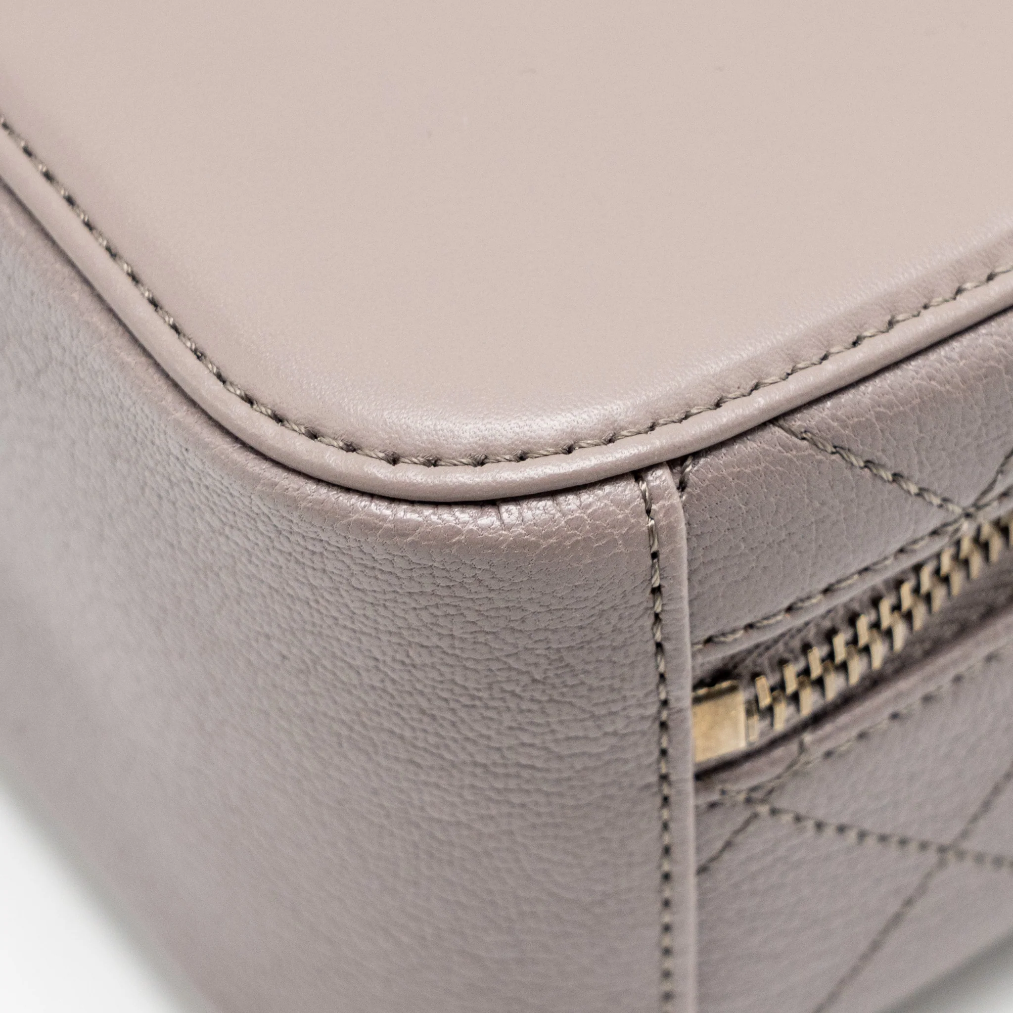 Chanel Coco Curve Vanity Bag with Top Handle Calfskin Grey GHW - Image 8