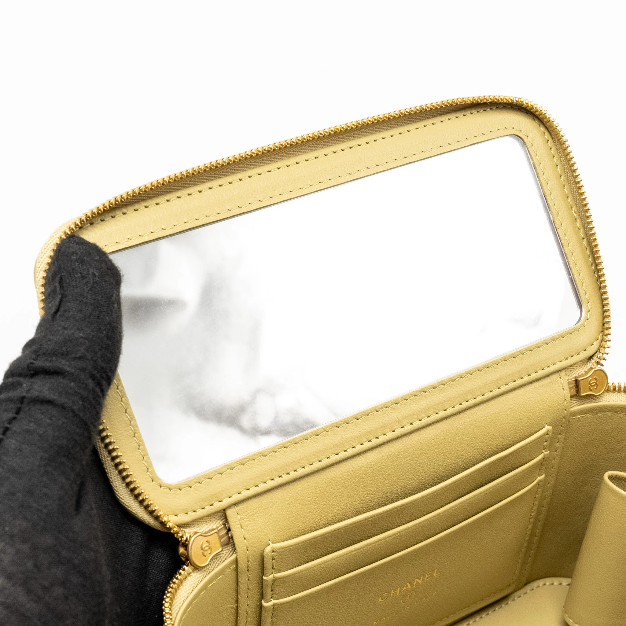 Chanel Coco Letter Long Vanity With Chain Lambskin Green GHW (Microchip) - Image 14