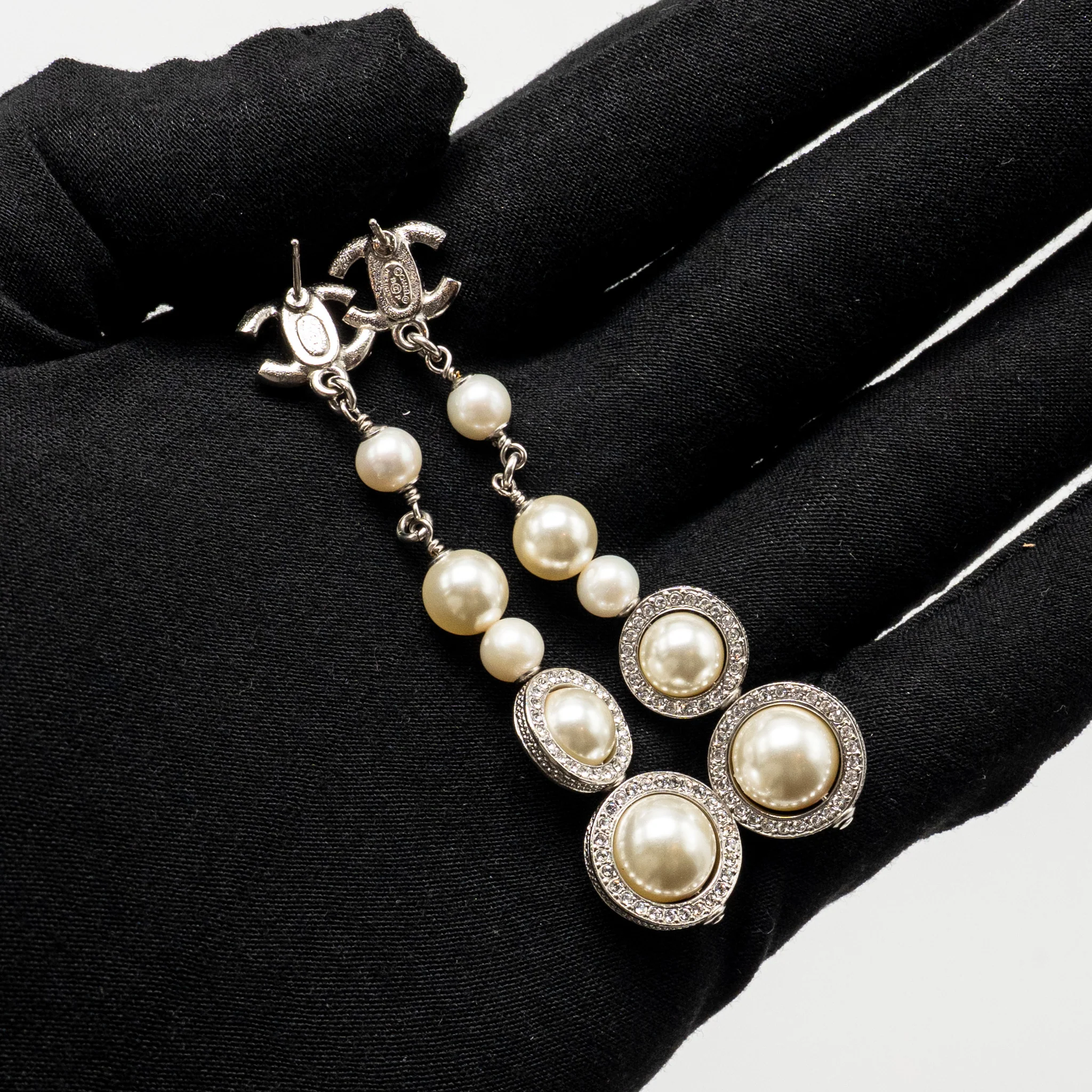Chanel Crystal Pearl Dropped CC Logo Earrings Silver Tone - Image 4