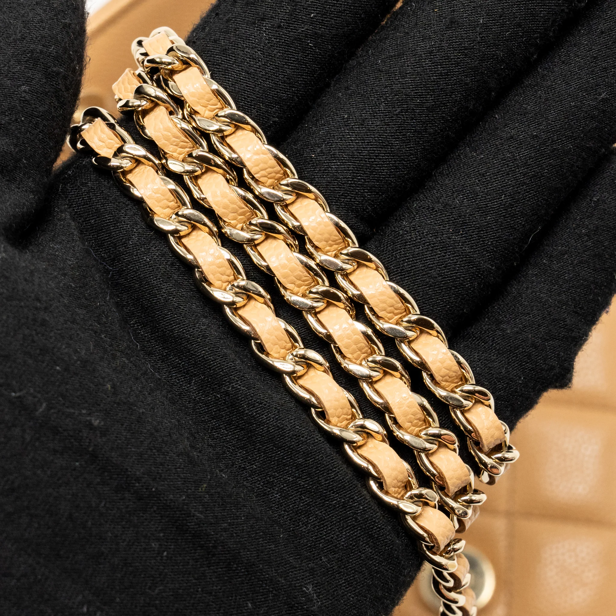 Chanel Detailed CC Classic Wallet on Chain Caviar Beige LGHW (Microchip) - Image 19