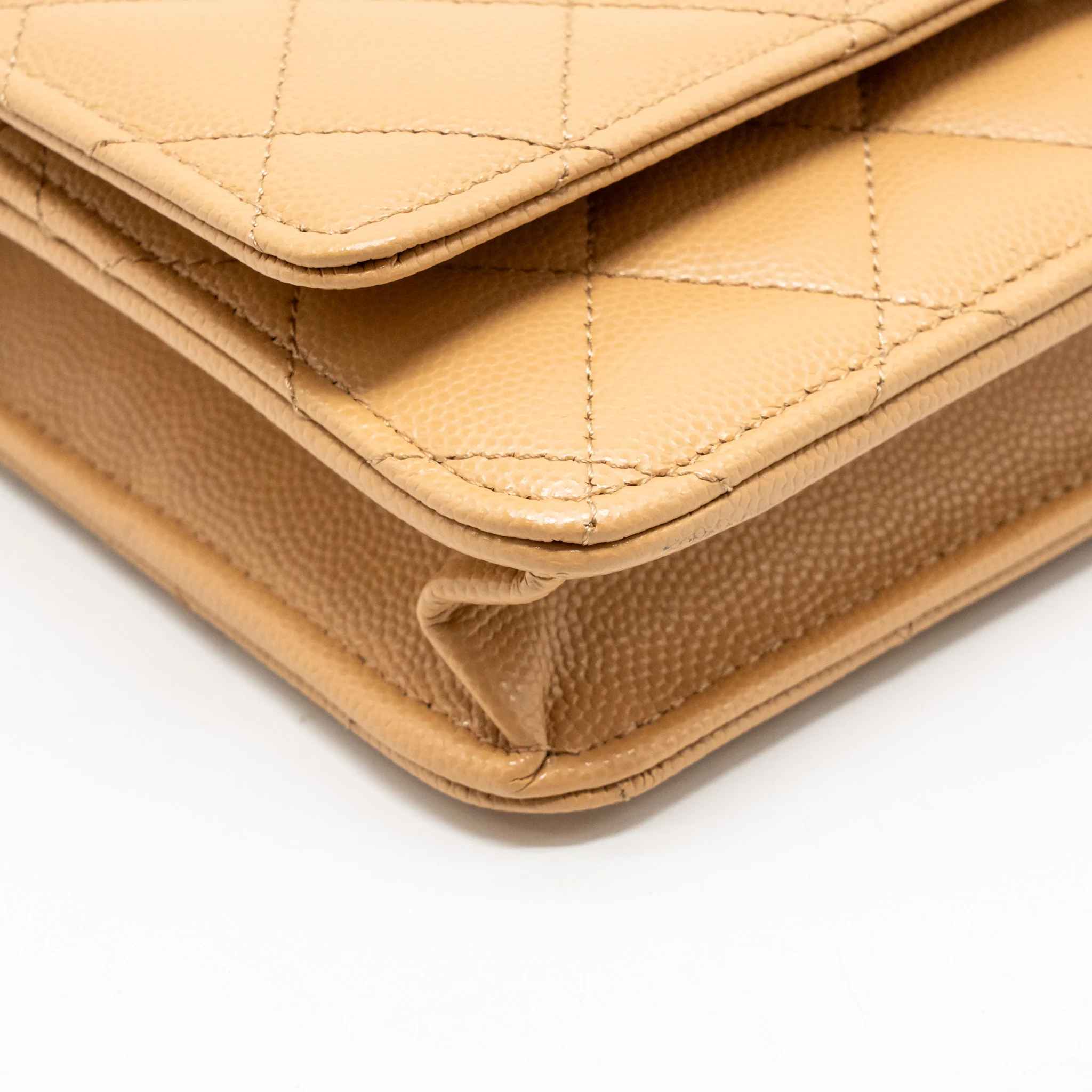 Chanel Detailed CC Classic Wallet on Chain Caviar Beige LGHW (Microchip) - Image 9