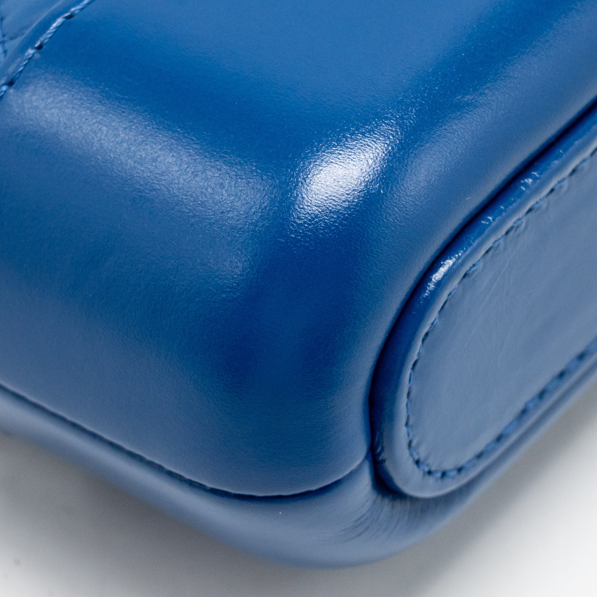 Chanel Gabrielle double zip clutch on chain calfskin blue multicoloured hardware - Image 11