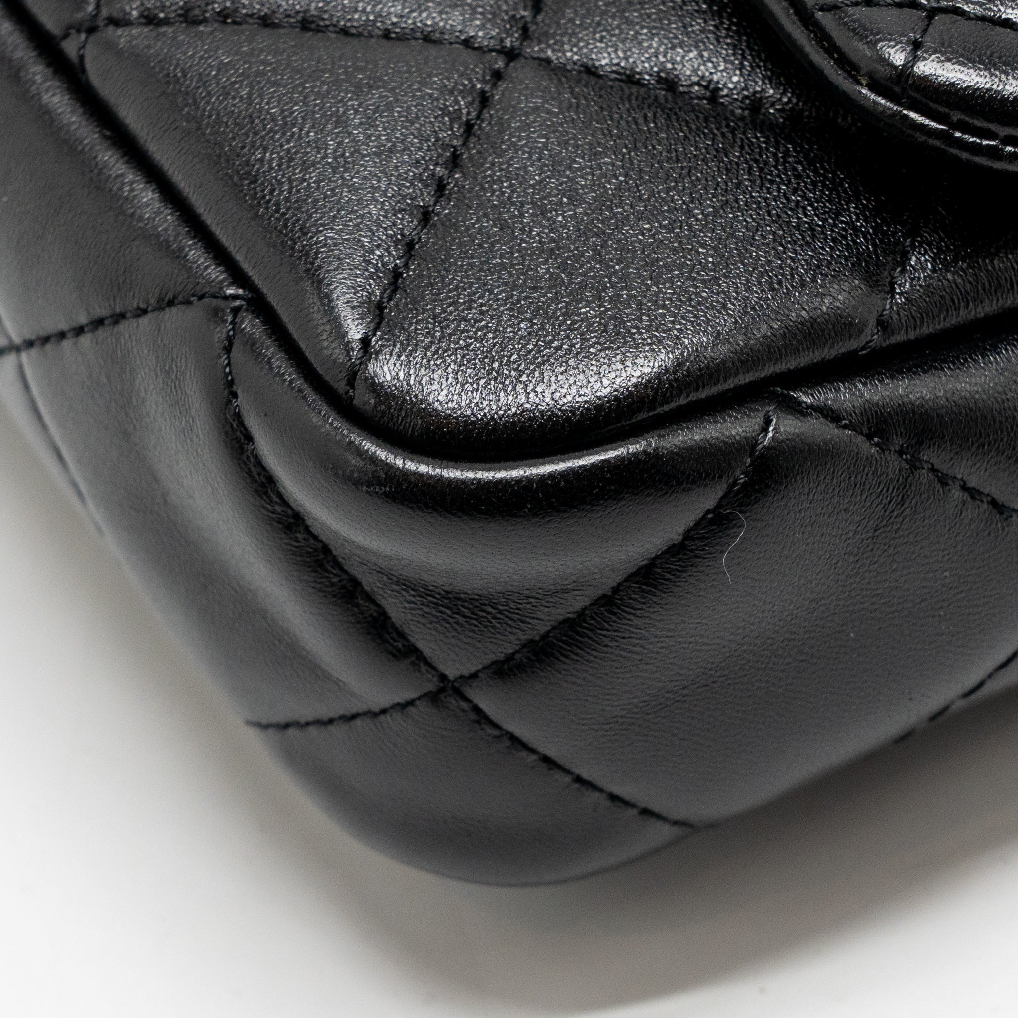 Chanel Giant Chain Flap Bag Lambskin Black GHW (Microchip) - Image 10