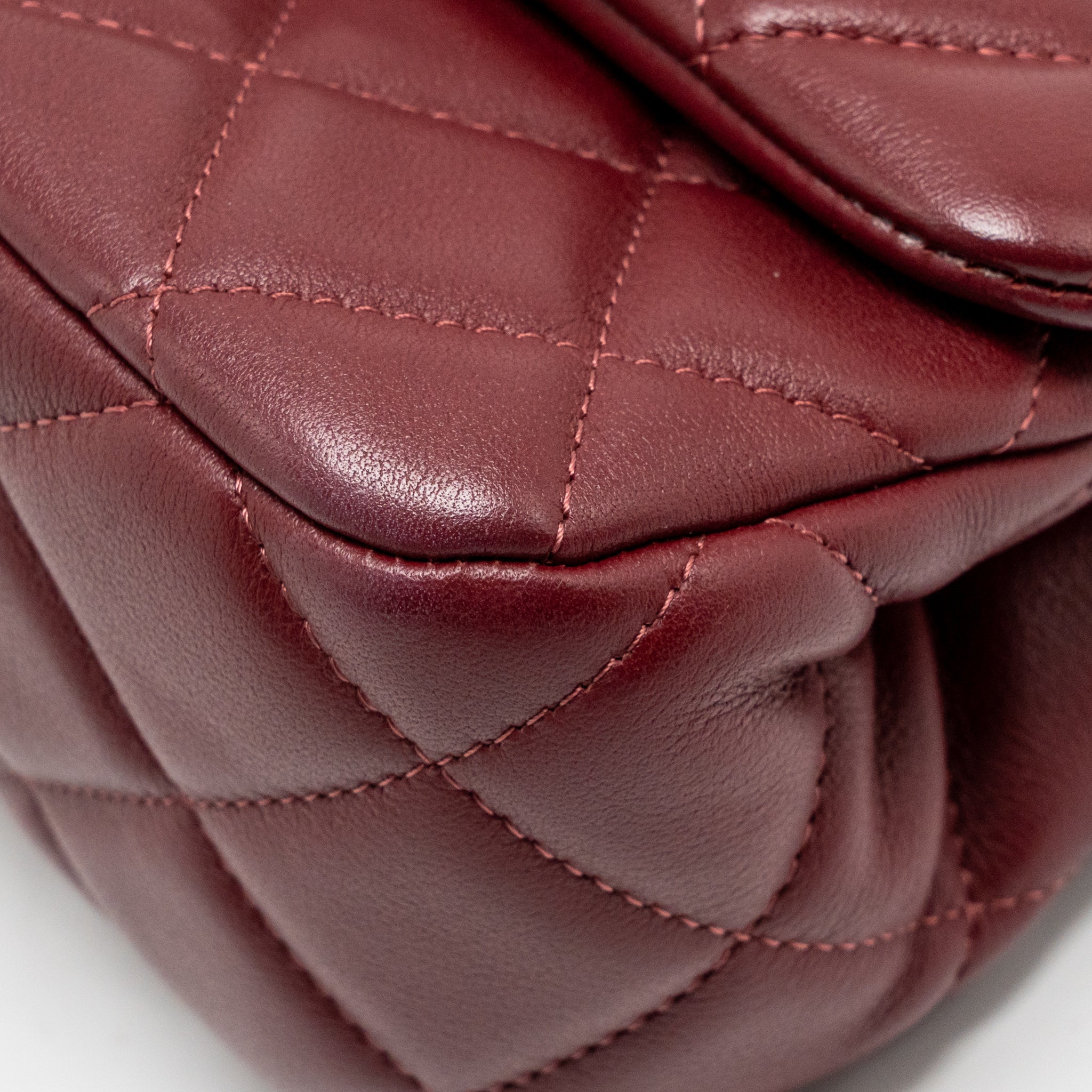 Chanel hanger flap bag lambskin dark red GHW (microchip) - Image 10