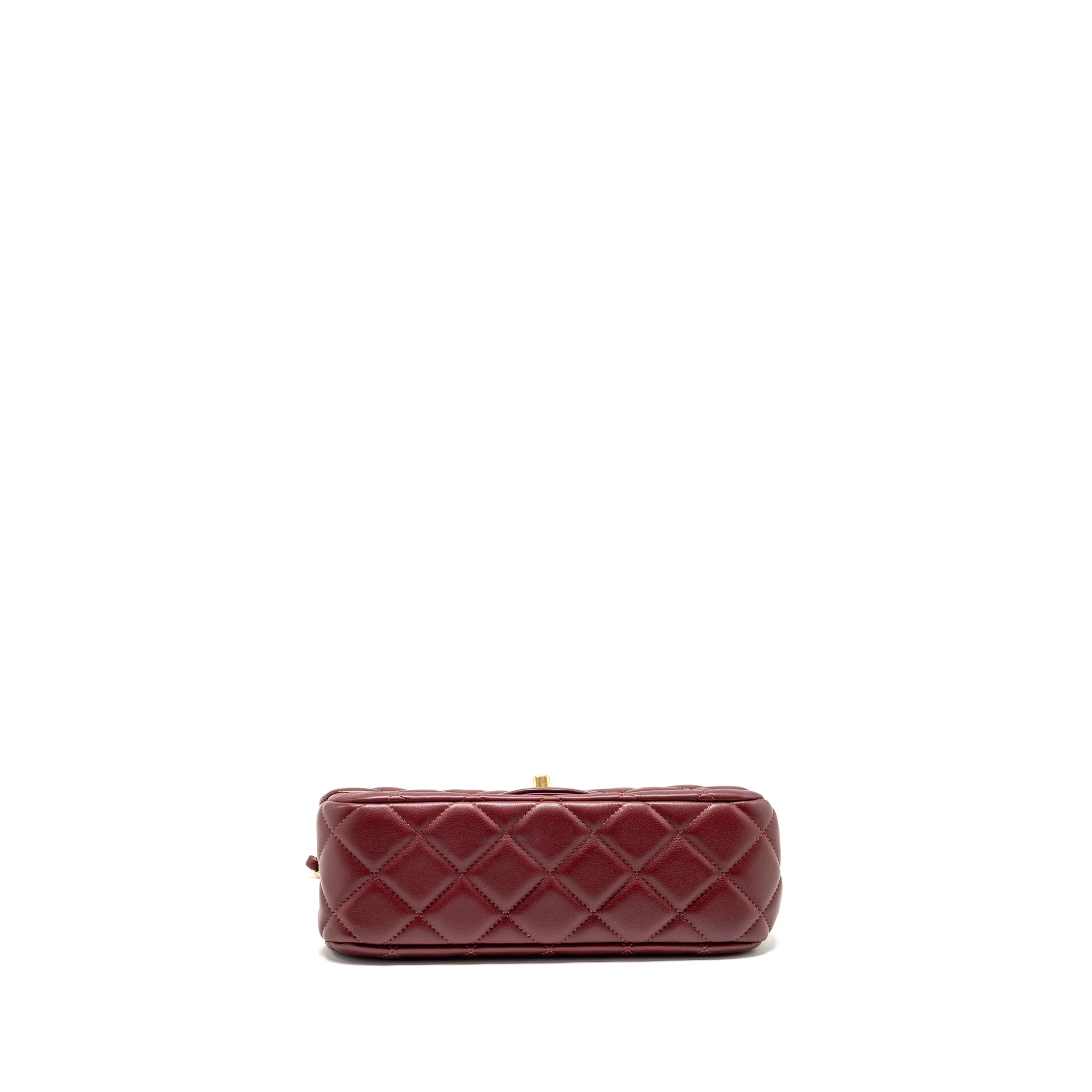 Chanel hanger flap bag lambskin dark red GHW (microchip) - Image 6