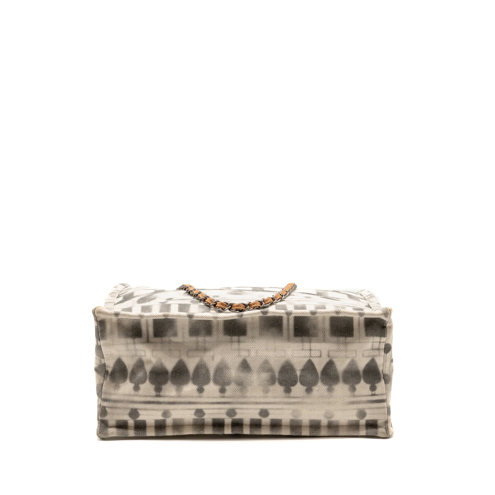 Chanel Iliad Shopping tote bag printed canvas/leather Multicoloured SHW - Image 6