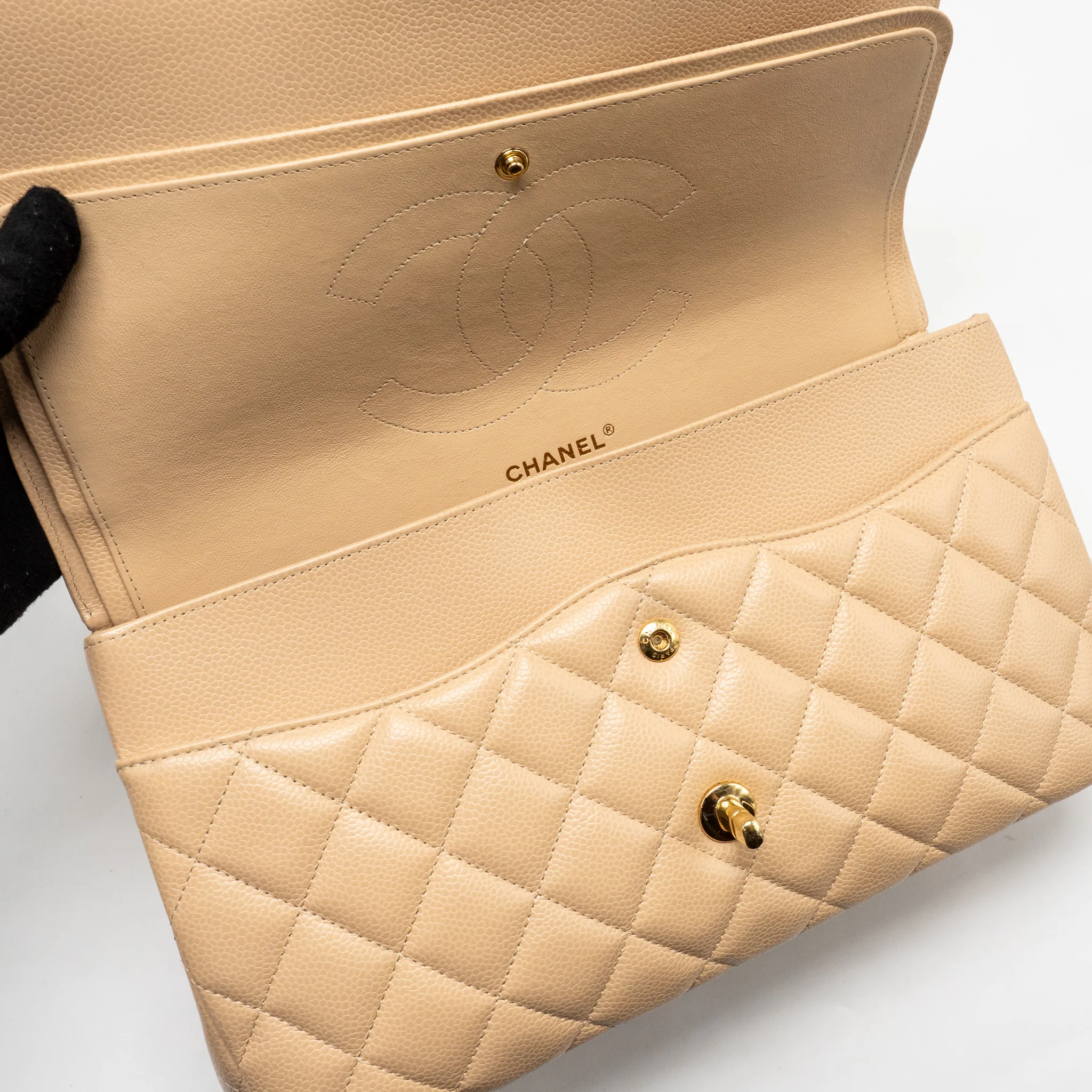 Chanel jumbo classic double flap bag caviar beige GHW (microchip) - Image 13