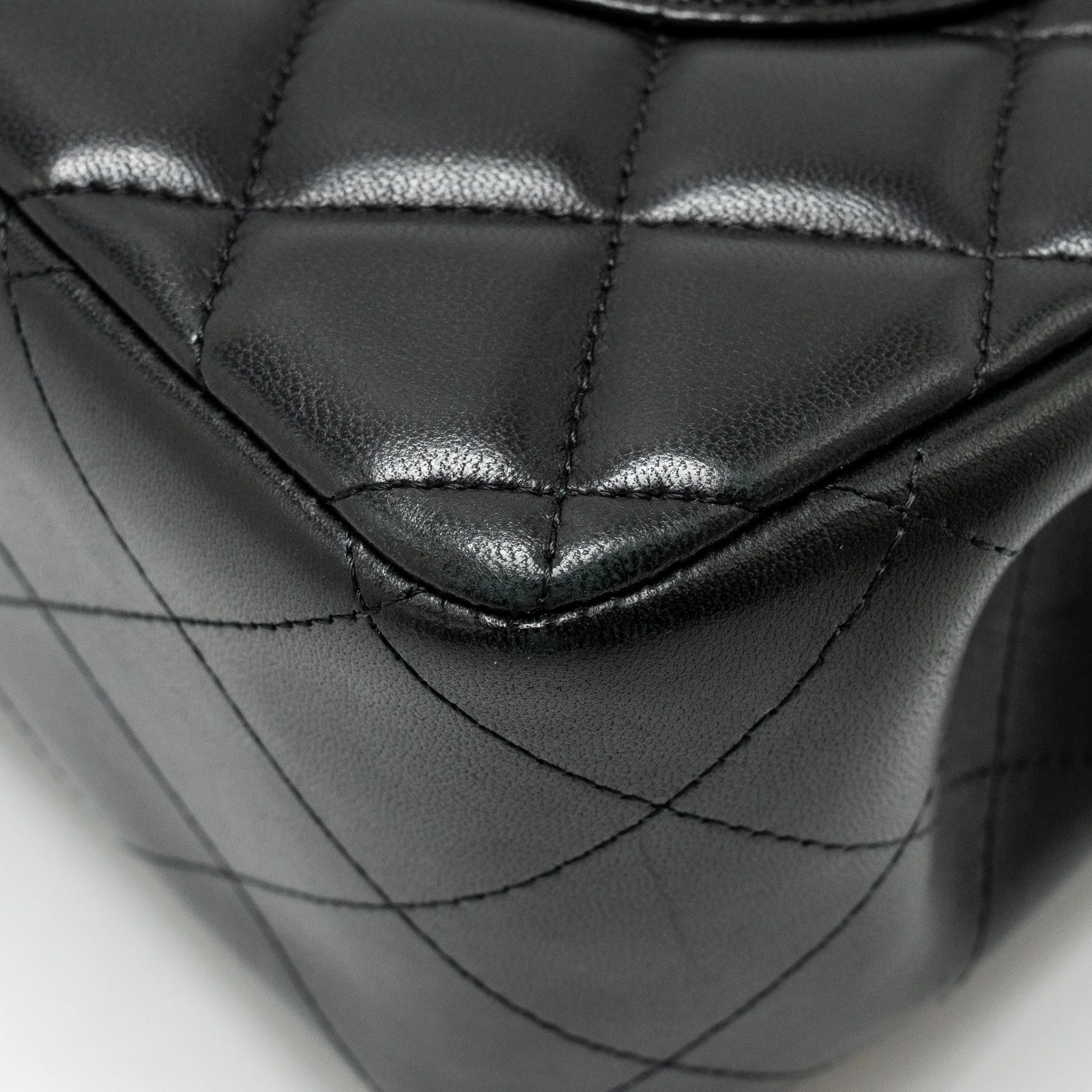 Chanel Jumbo Classic Double Flap Bag Lambskin BLACK GHW - Image 10