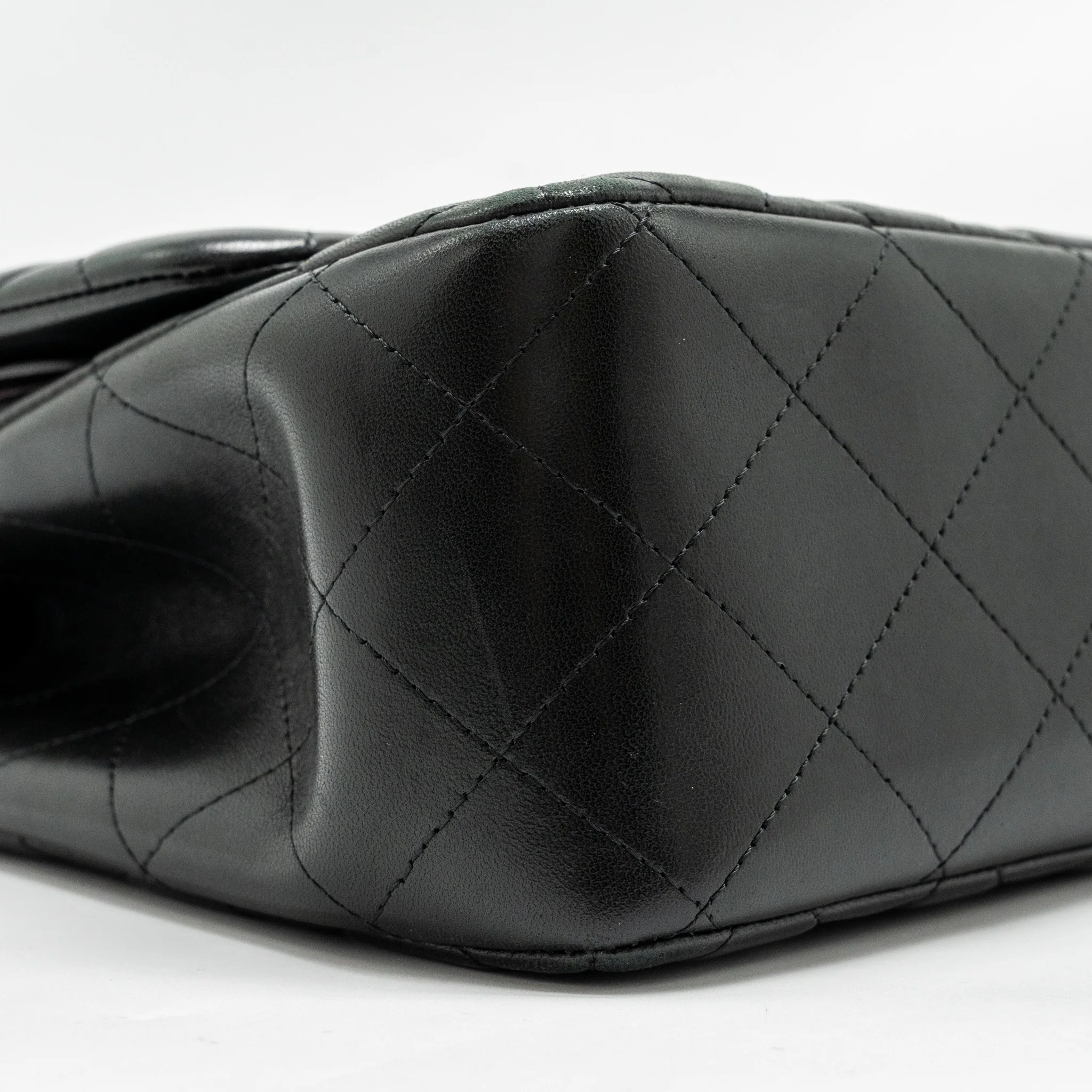 Chanel Jumbo Classic Double Flap Bag Lambskin BLACK GHW - Image 6