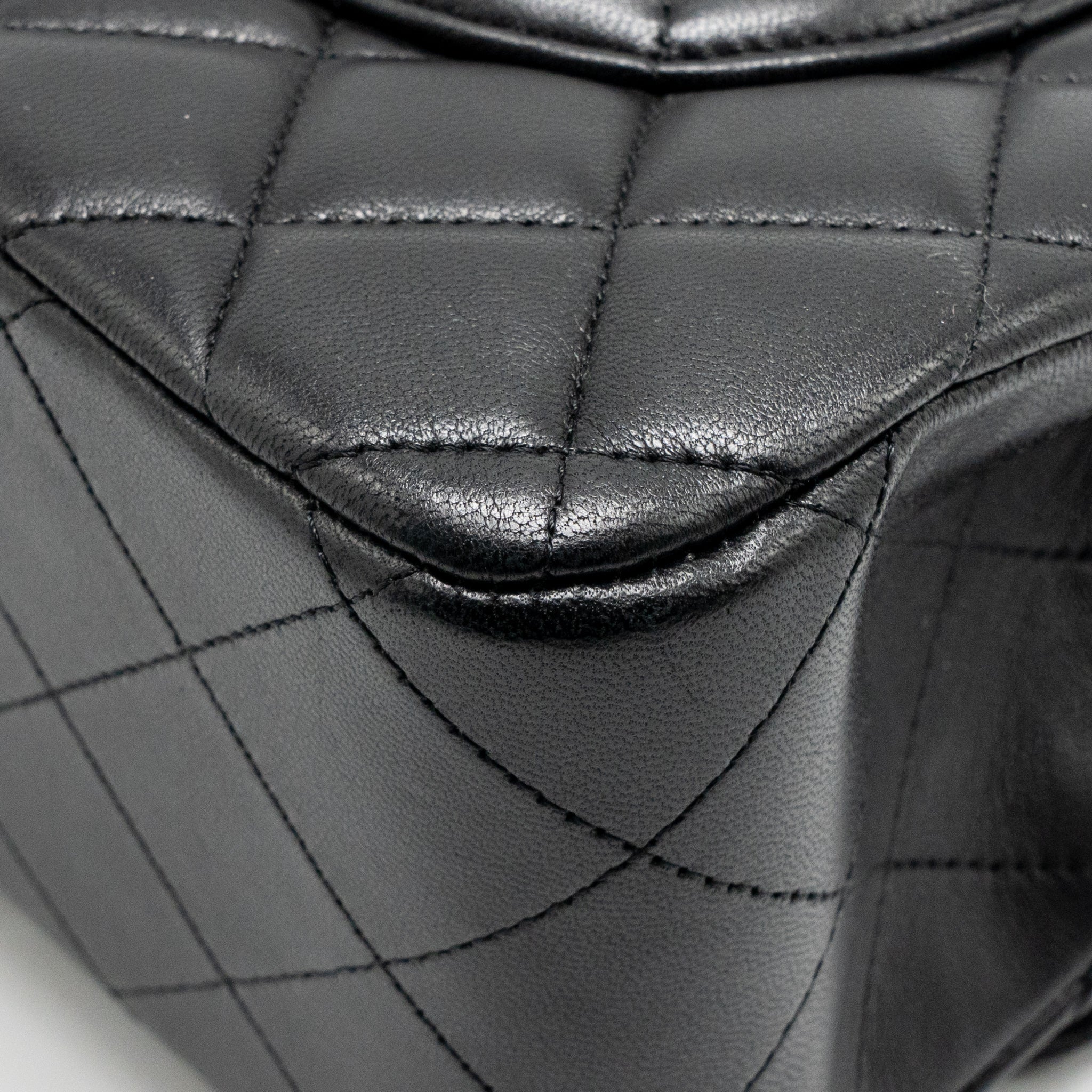 Chanel Jumbo Classic Double Flap Bag Lambskin Black GHW - Image 12