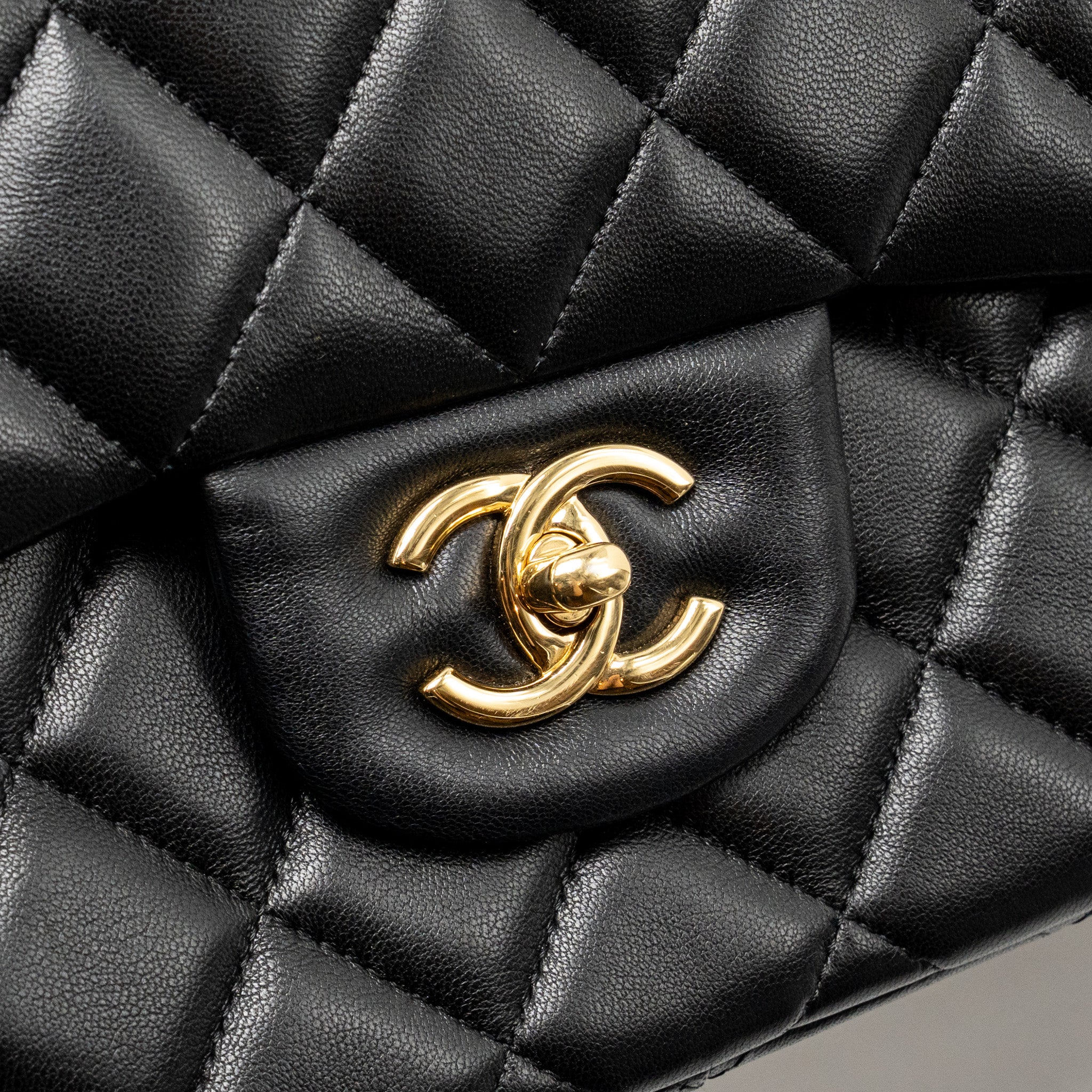 Chanel Jumbo Classic Double Flap Bag Lambskin Black GHW - Image 13
