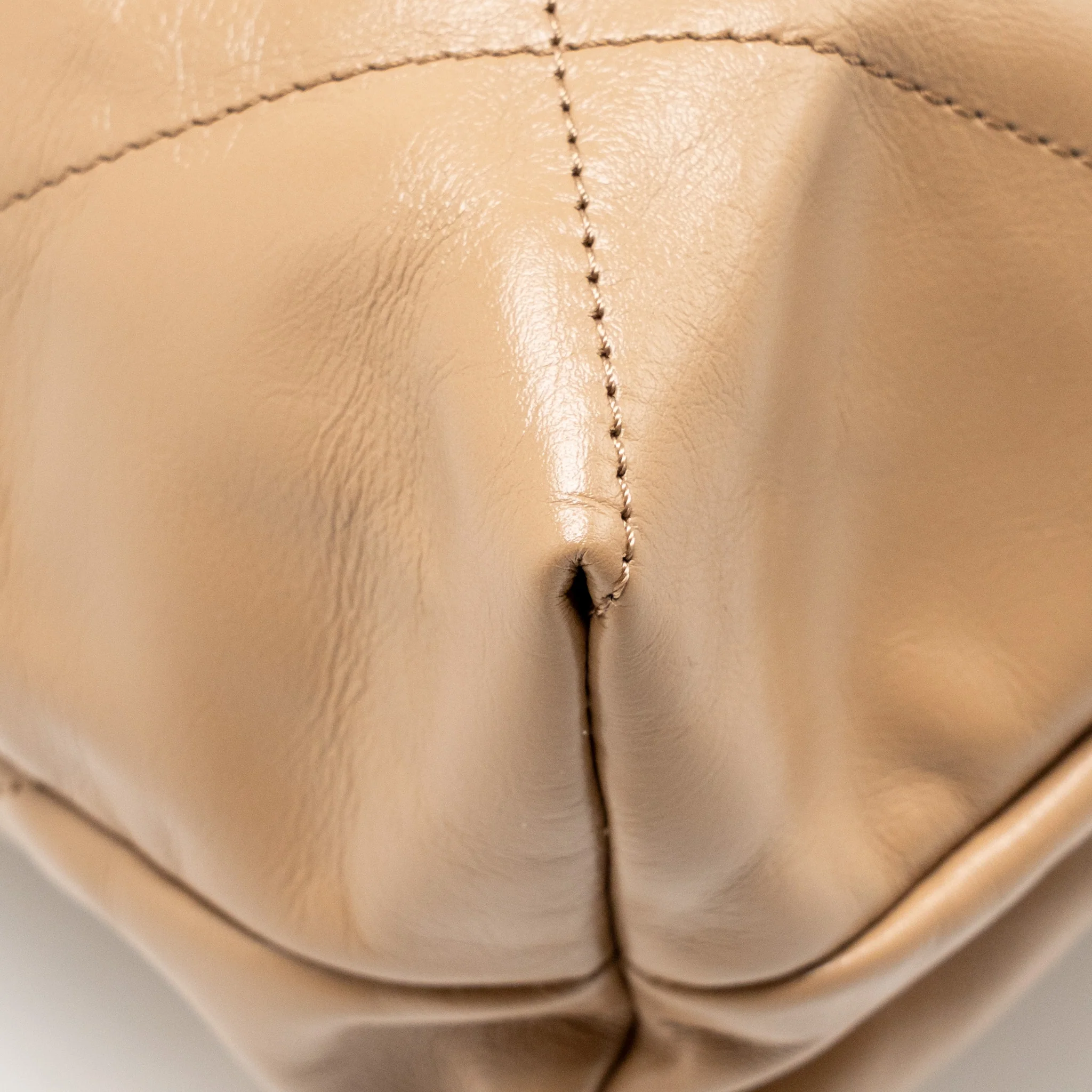 Chanel Large 22 Bag Shiny Calfskin Dark Beige SHW (microchip) - Image 9