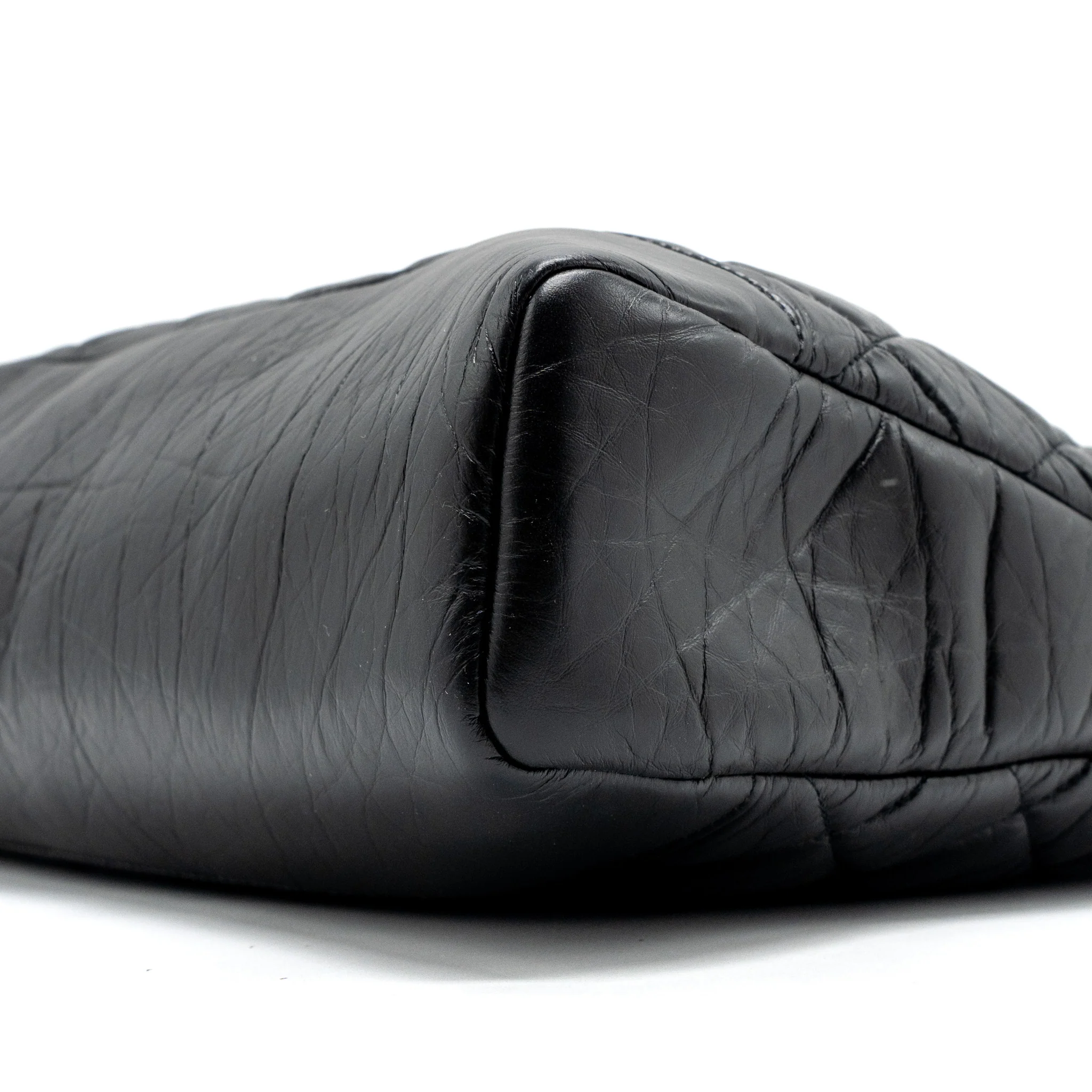 Chanel Large 31 Bag Aged Calfskin Black LGHW (Microchip) - Image 7