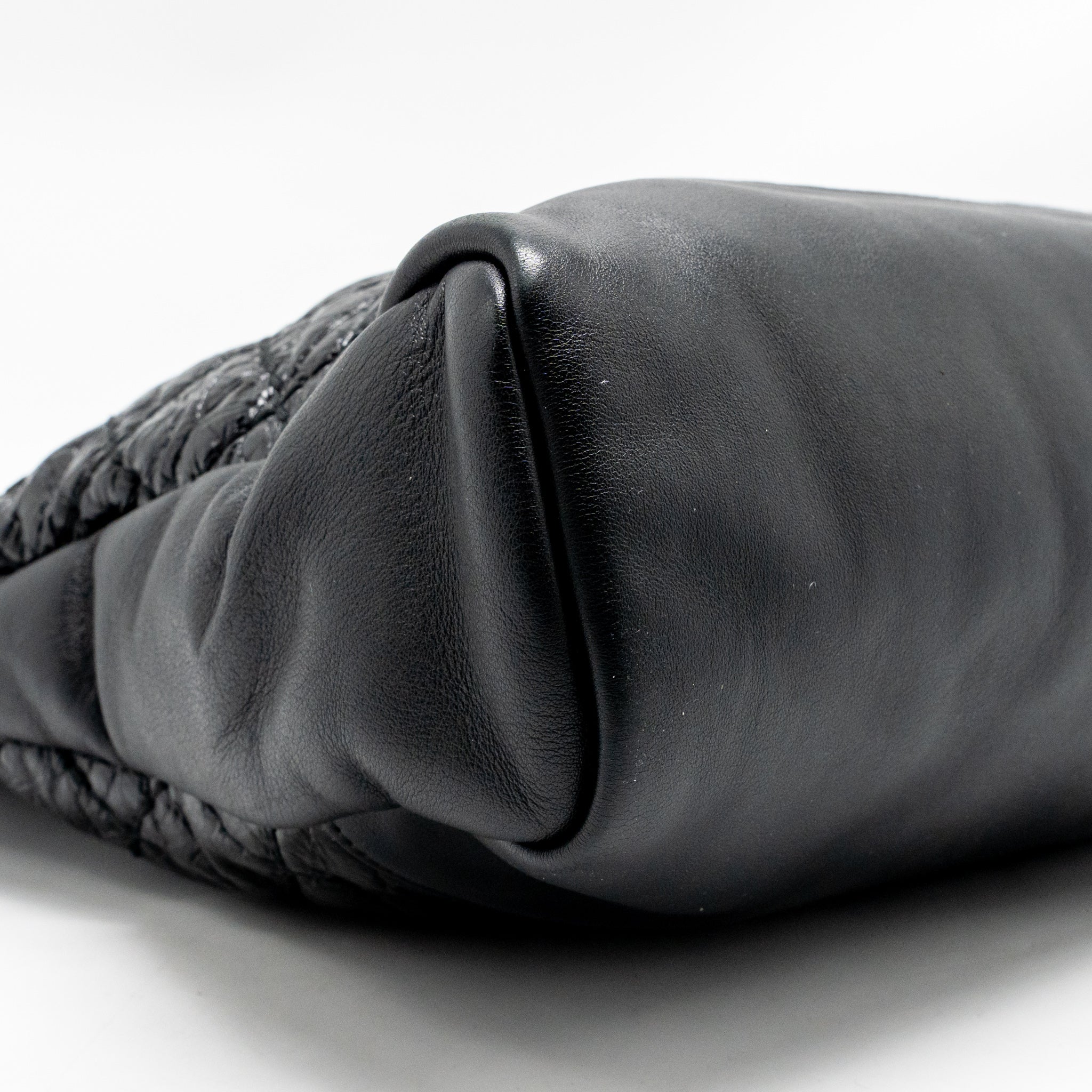 Chanel Large 31 Bag Calfskin Black LGHW - Image 7