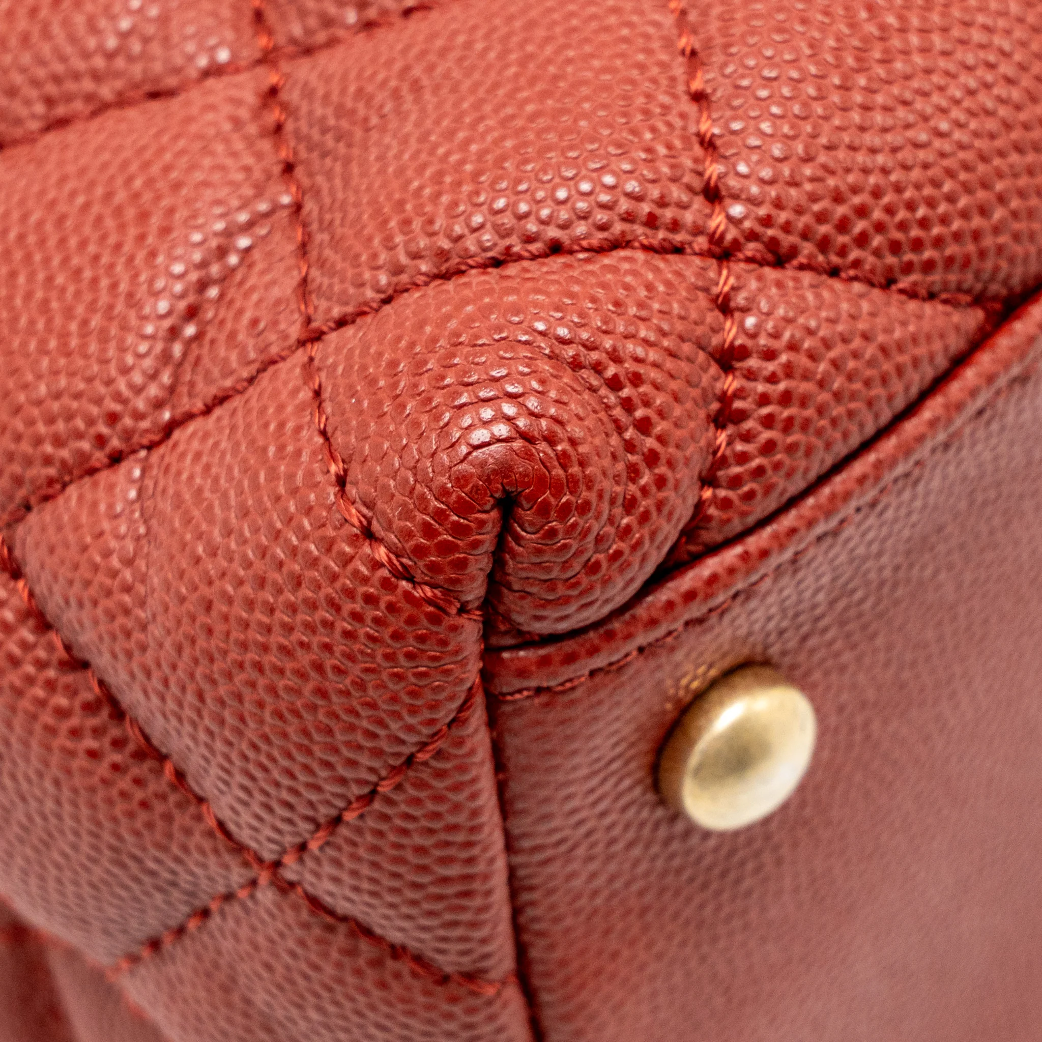 Chanel Large Coco Handle with Lizard Handle Caviar Red GHW - Image 10