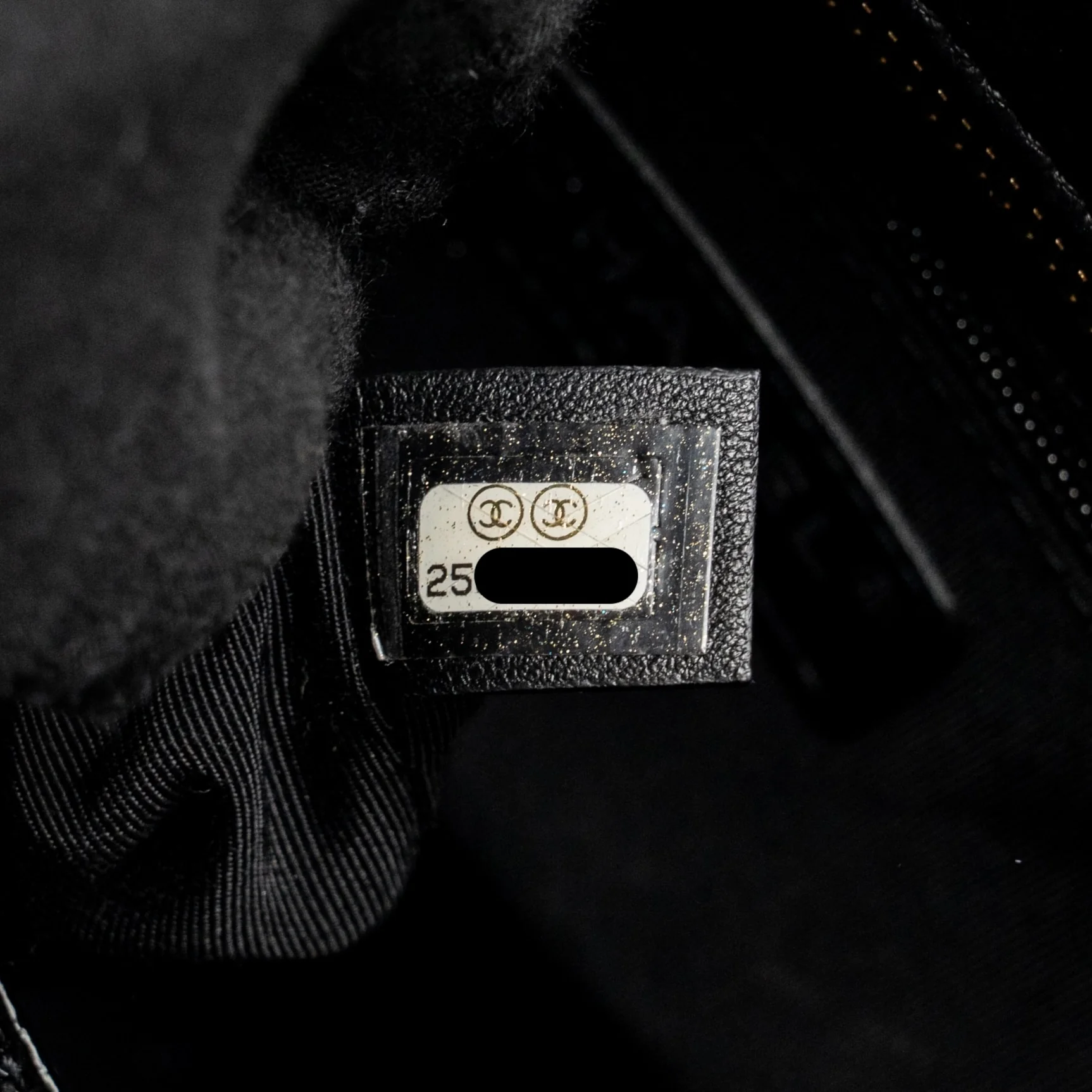 Chanel Large Gabrielle Hobo Bag Calfskin / Patent Black Multicolor Hardware - Image 15