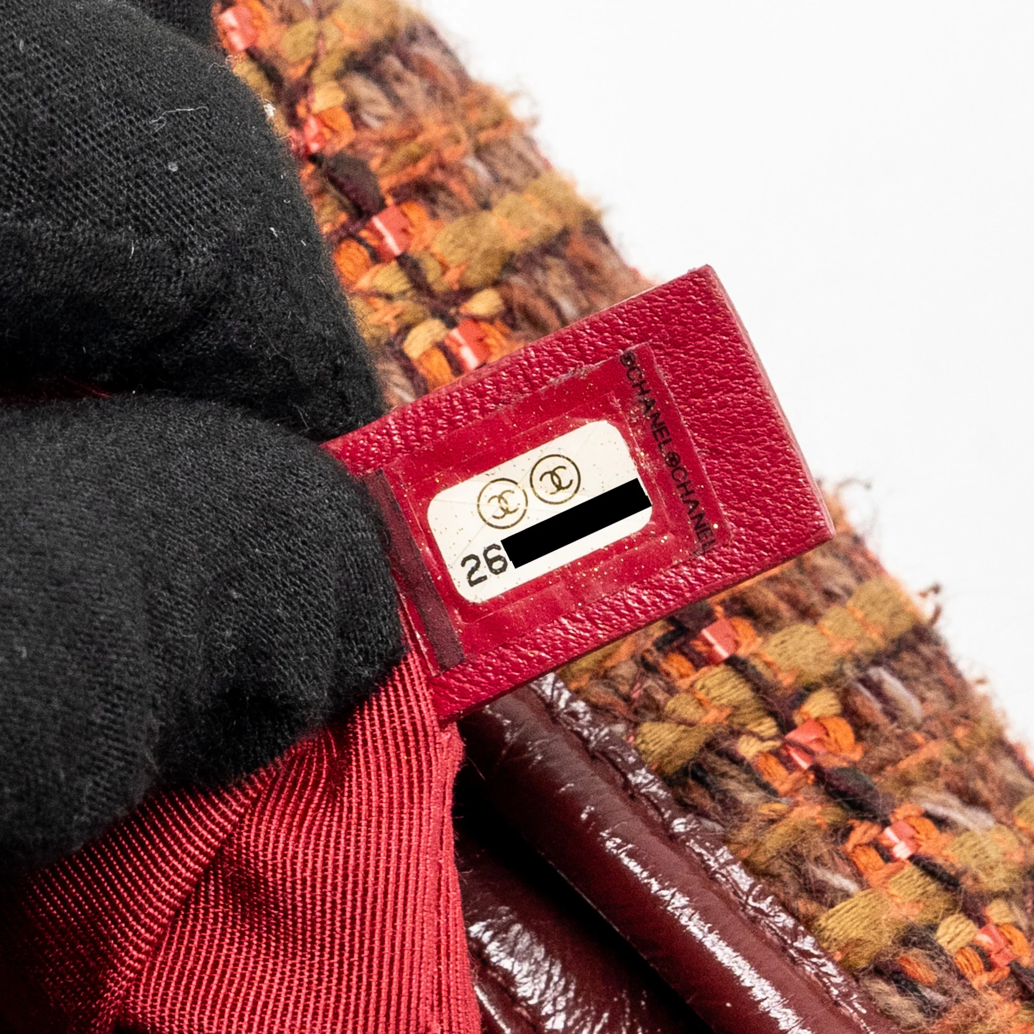 Chanel Gabrielle hobo bag tweed/ calfskin red/multicolour multicolour hardware - Image 11