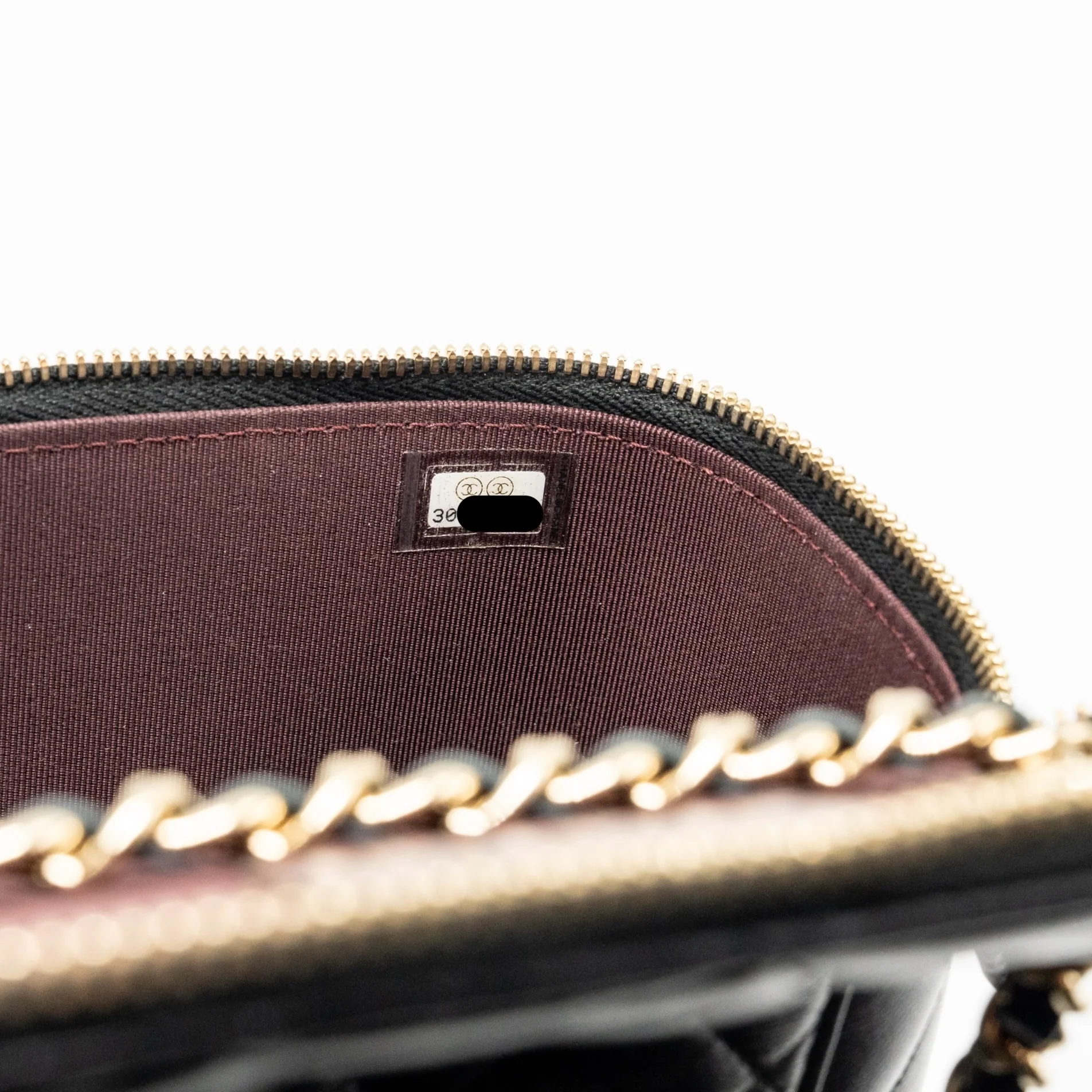 Chanel Long Vanity Case with Chain Lambskin Black LGHW - Image 15