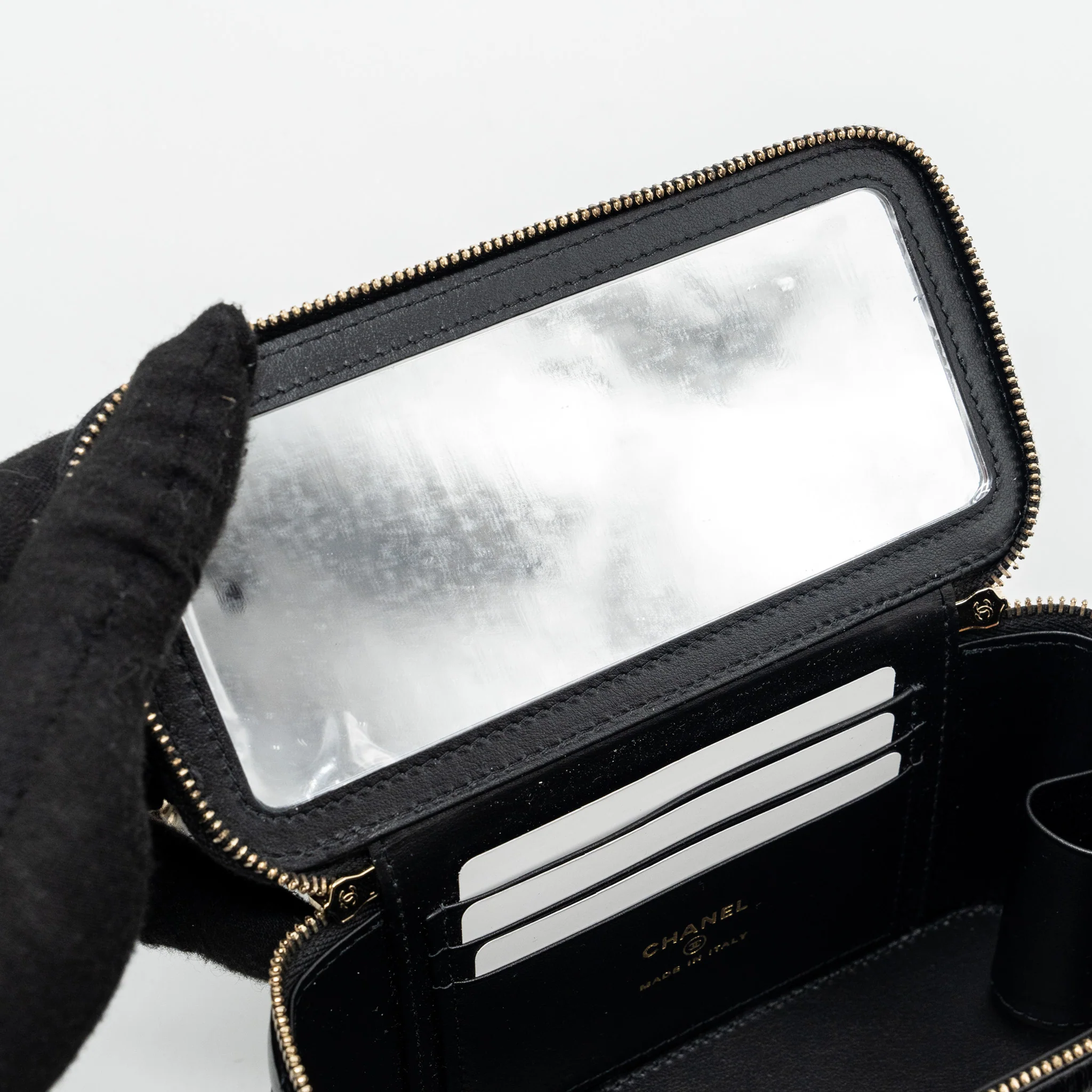 Chanel long vanity case with charms chain Calfskin Black LGHW (microchip) - Image 11
