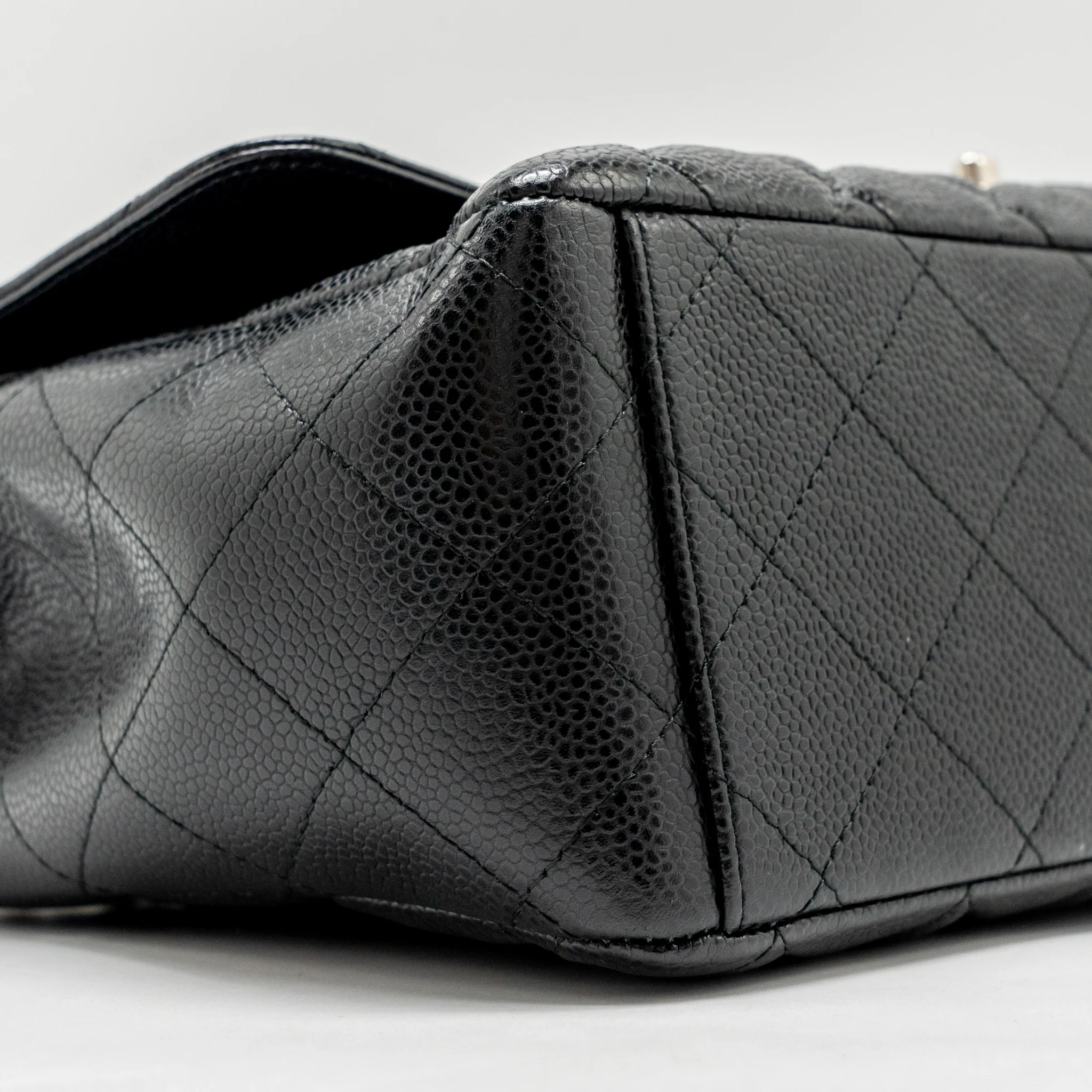 Chanel Maxi Classic Double Flap Bag Caviar Black SHW - Image 6