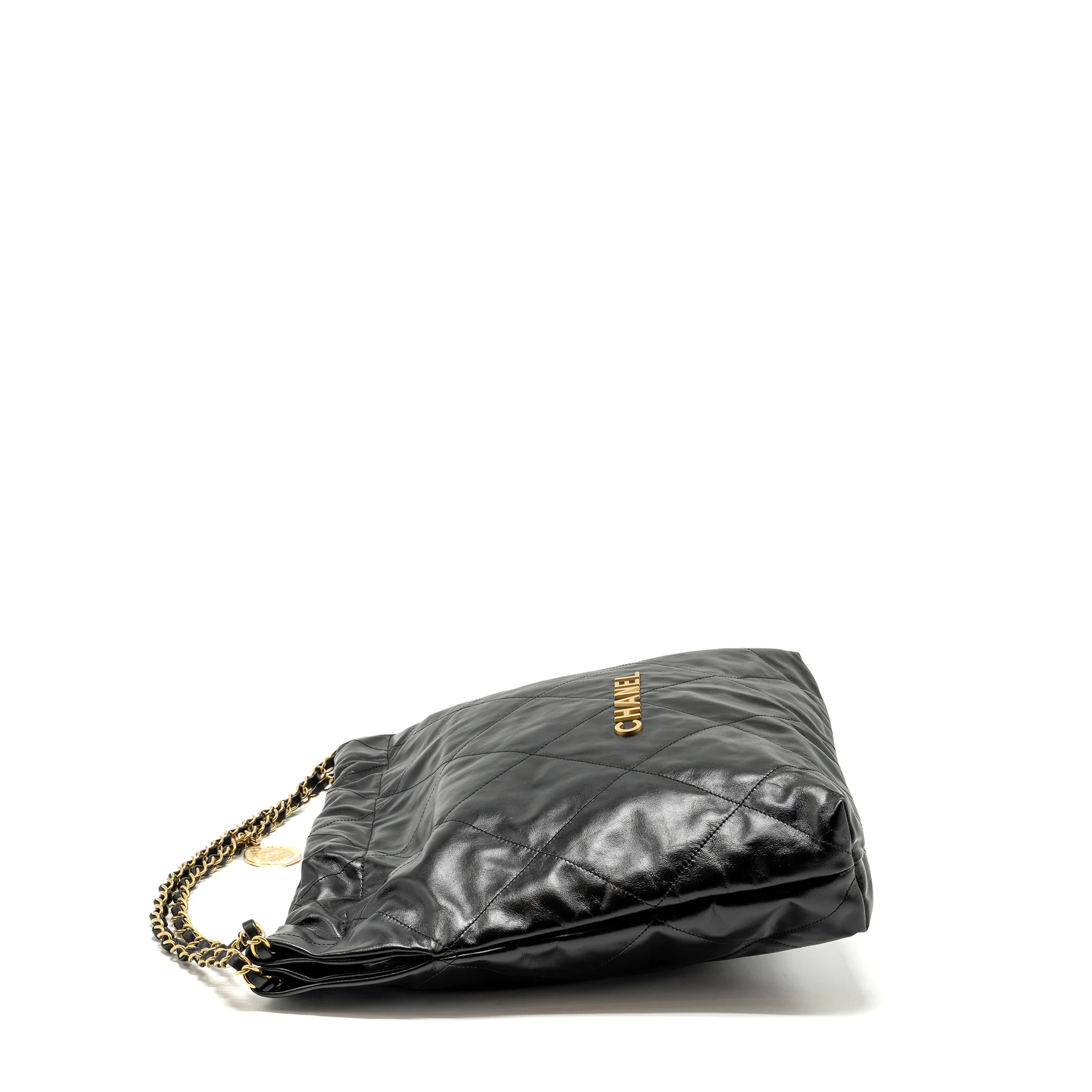 Chanel Medium 22 Bag Shiny Calfskin Black GHW (microchip) - Image 3