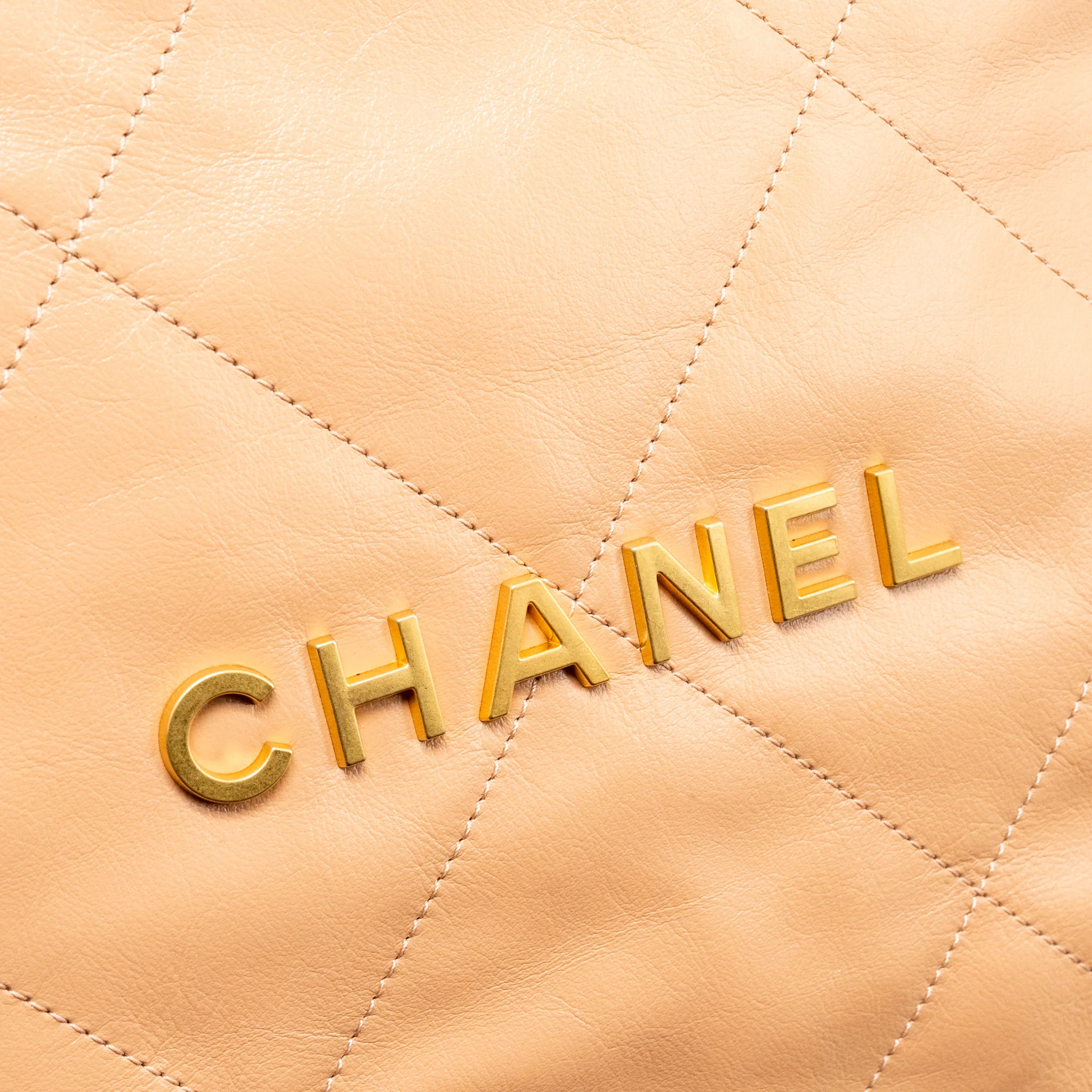 Chanel Medium 22 Bag Shiny Calfskin Light Beige GHW (Microchip) - Image 12