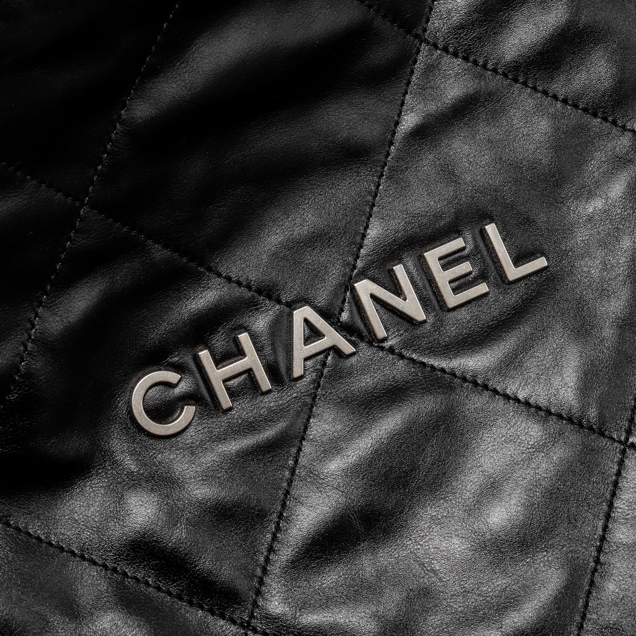 Chanel Medium 22 Shiny Calfskin Black SHW (Microchip) - Image 12