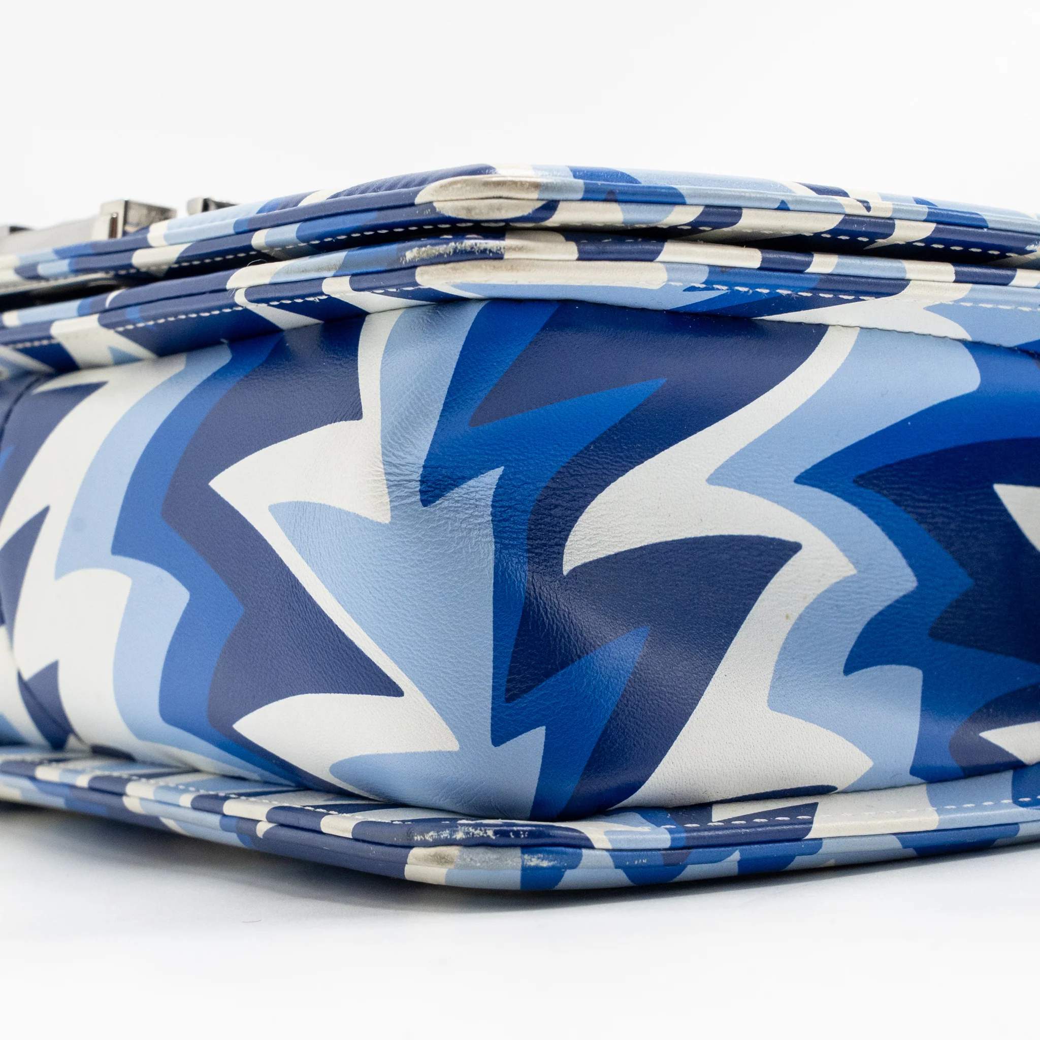 Chanel Medium Boy Bag 19C Limited Edition Printed Calfskin White/Blue SHW - Image 8