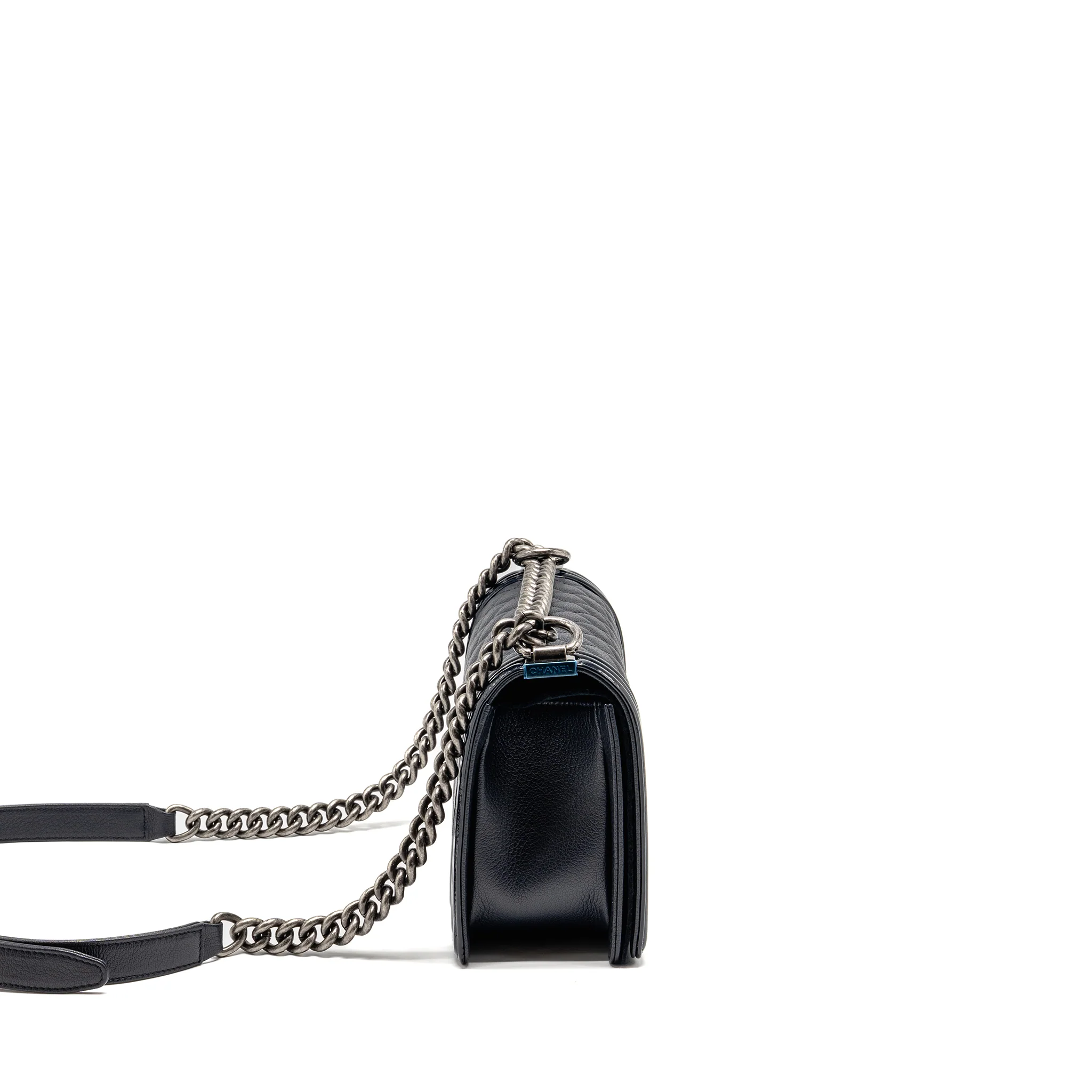 Chanel Medium Boy Bag Grained Calfskin Navy Ruthenium Hardware - Image 3