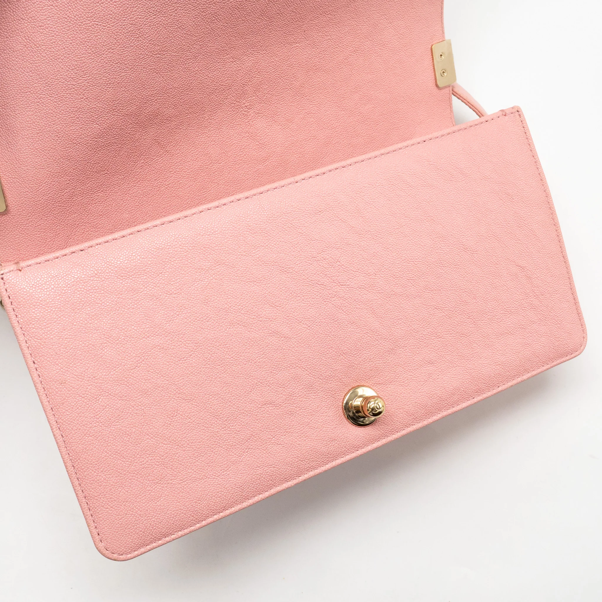 Chanel Medium Boy Bag Grained Calfskin Pink LGHW - Image 13