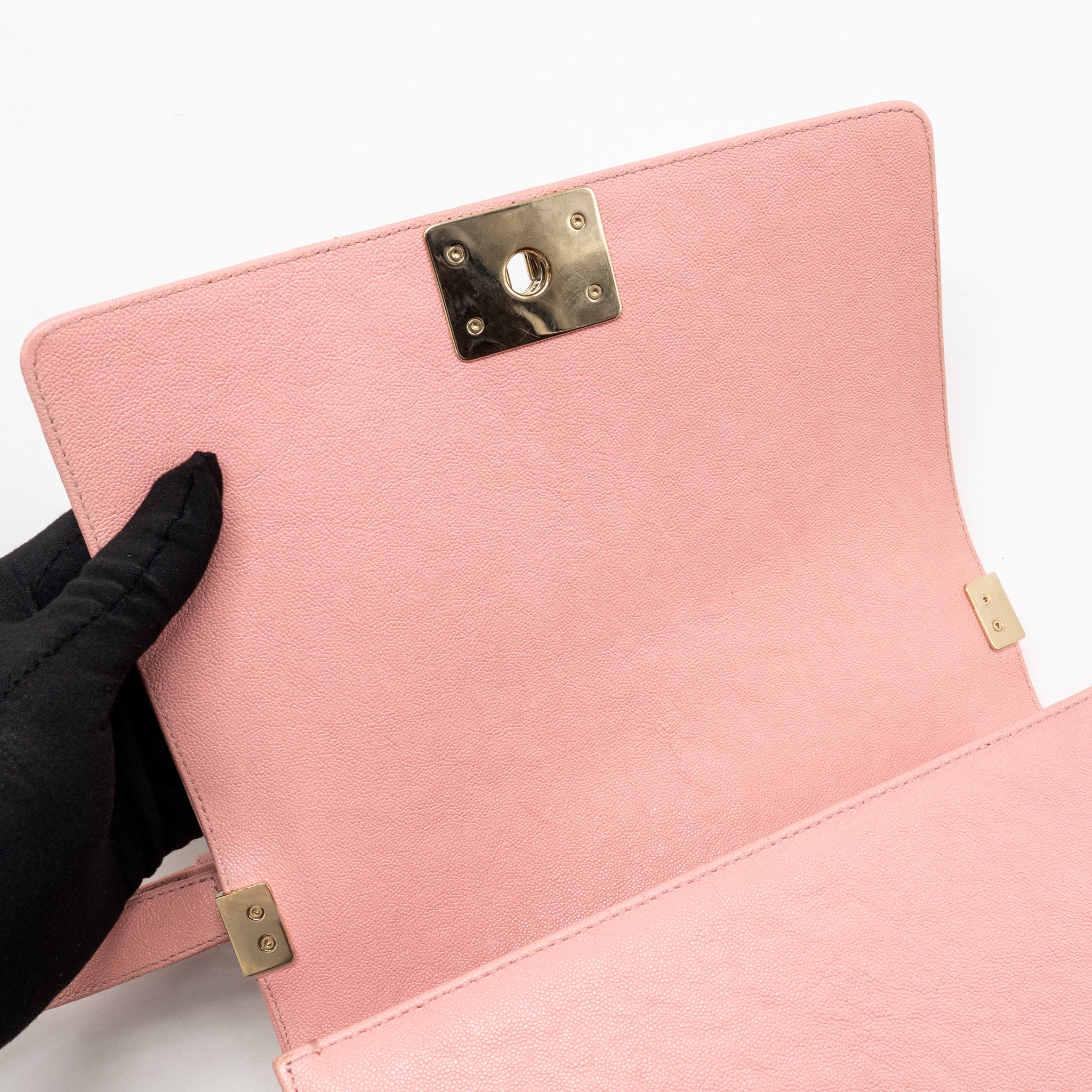 Chanel Medium Boy Bag Grained Calfskin Pink LGHW - Image 14