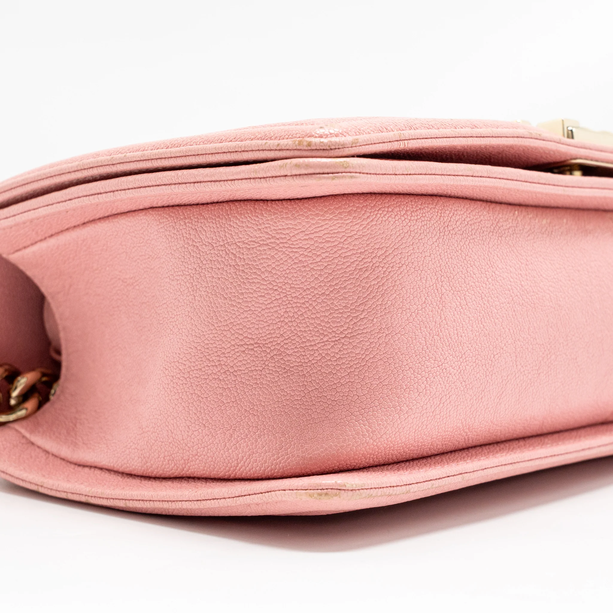Chanel Medium Boy Bag Grained Calfskin Pink LGHW - Image 6