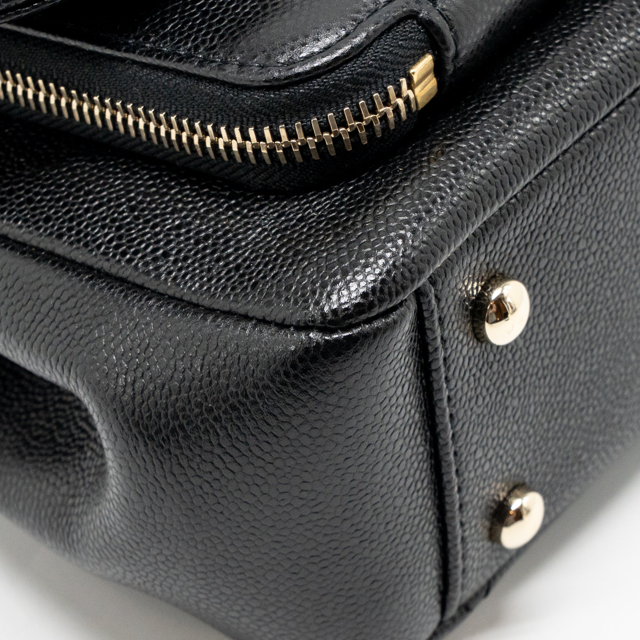 Chanel medium business affinity caviar black LGHW (microchip) - Image 9