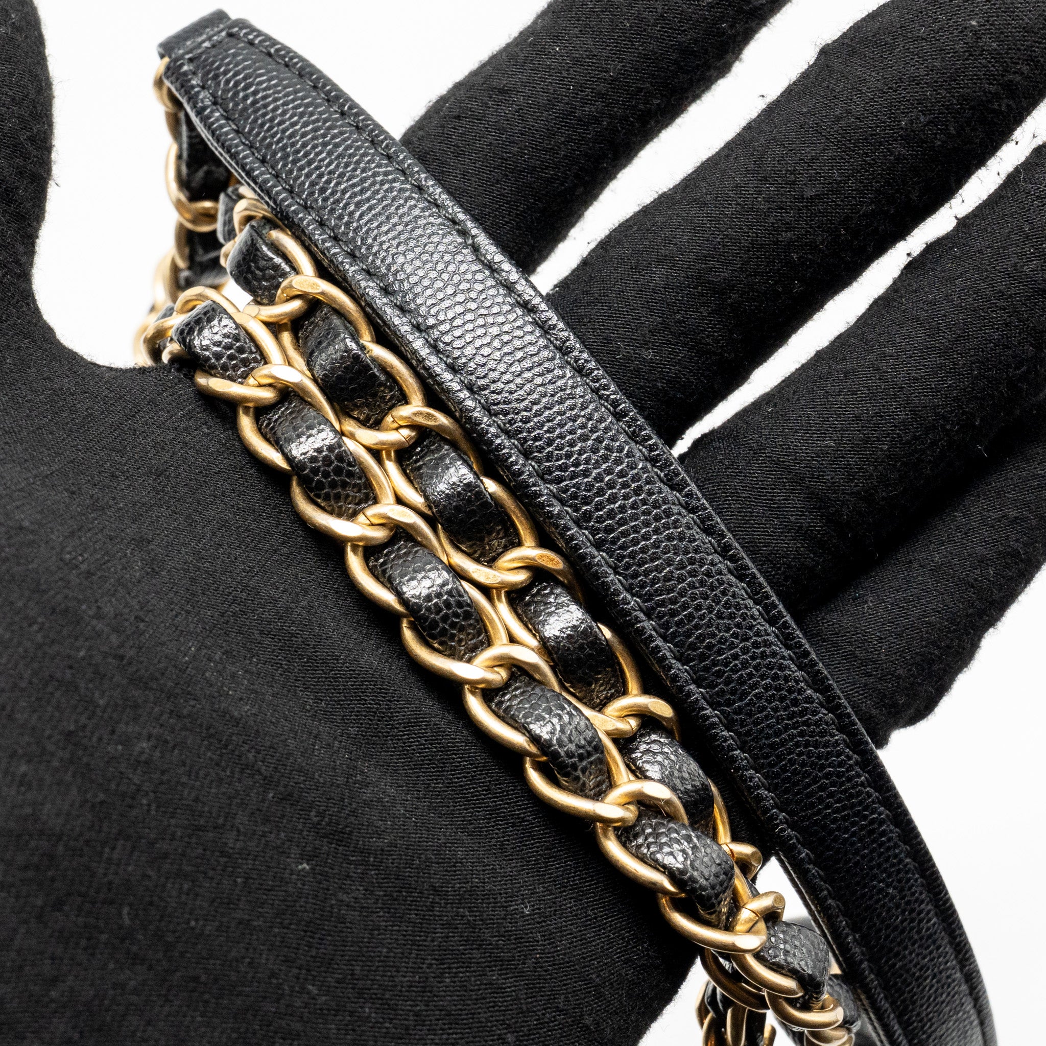 Chanel Medium Chevron Coco handle caviar black GHW - Image 19