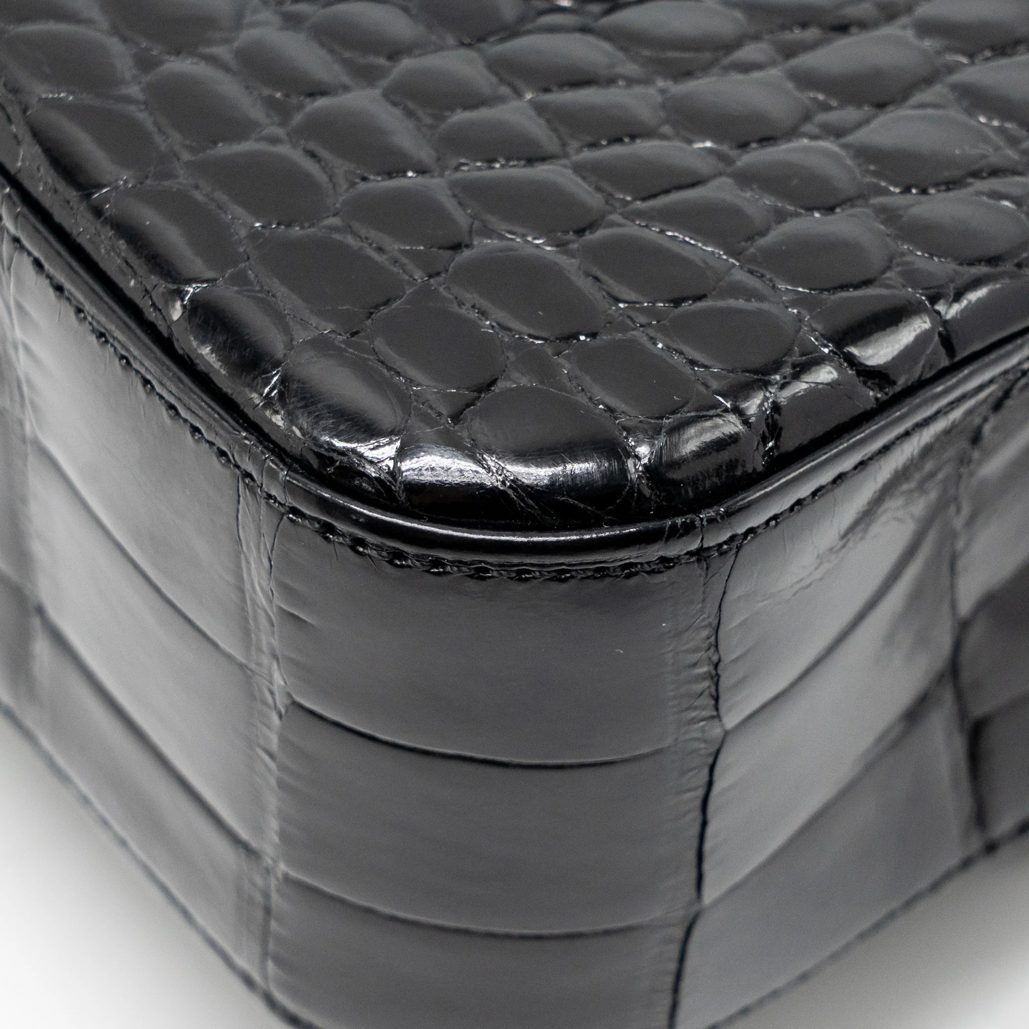 Chanel Medium Classic Double Flap Bag Alligator Mississippiensis Black GHW - Image 10