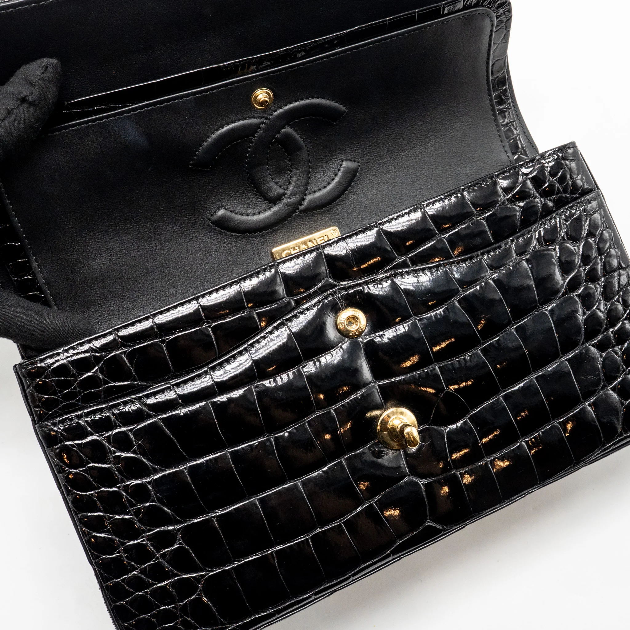 Chanel Medium Classic Double Flap Bag Alligator Mississippiensis Black GHW - Image 13